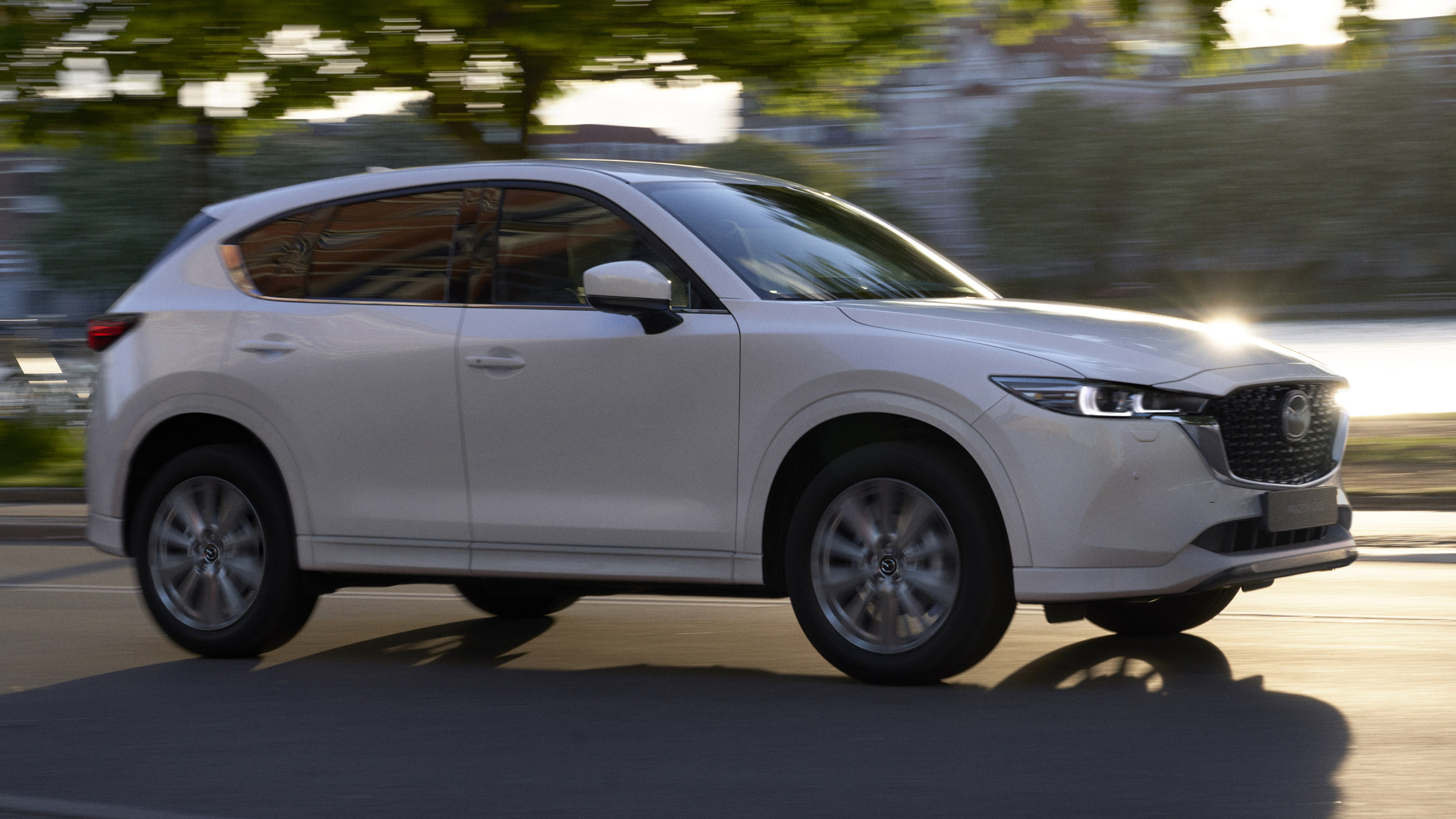 2022 Mazda CX-5 GT Sport in white