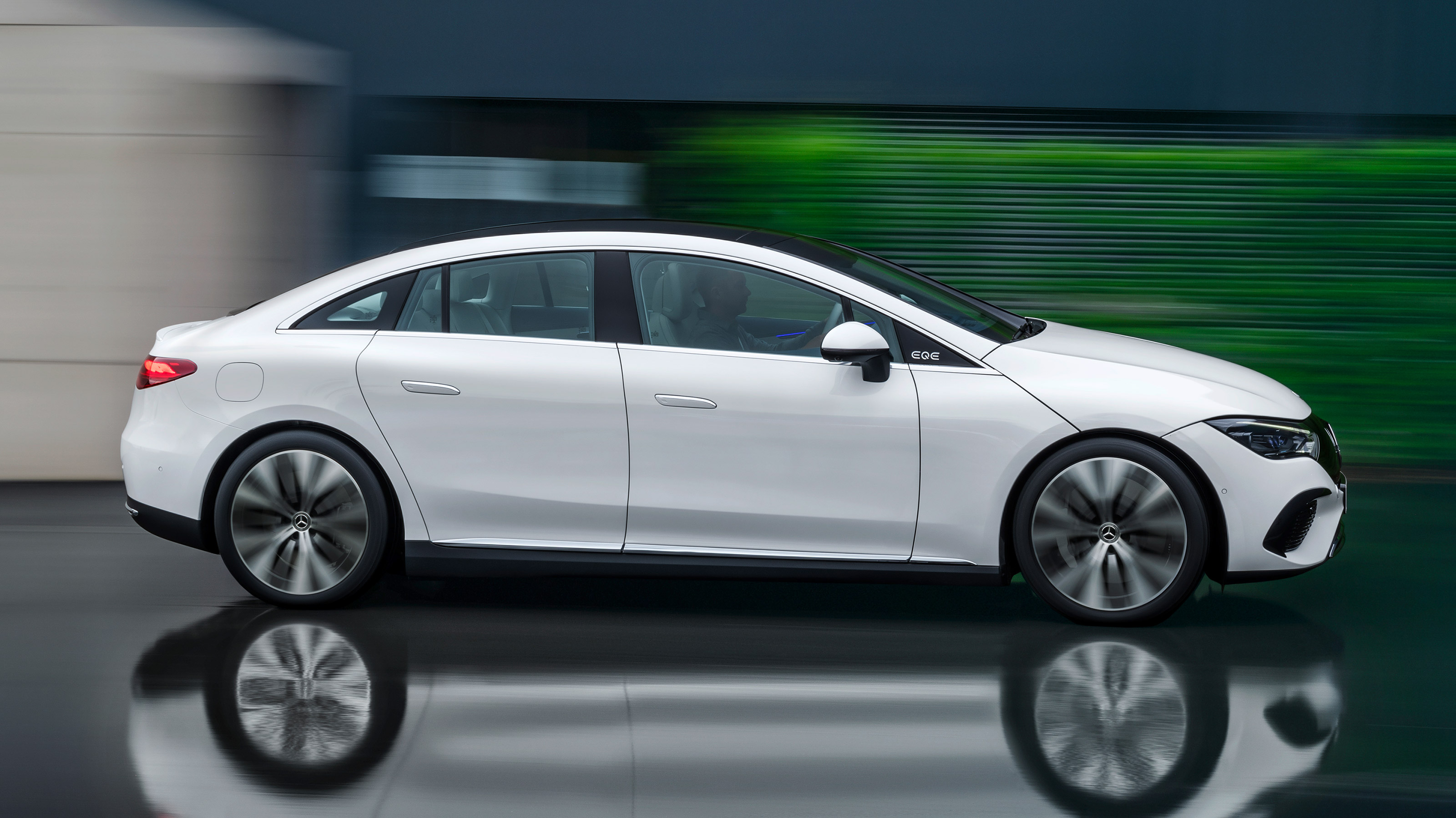 2022 Mercedes EQE