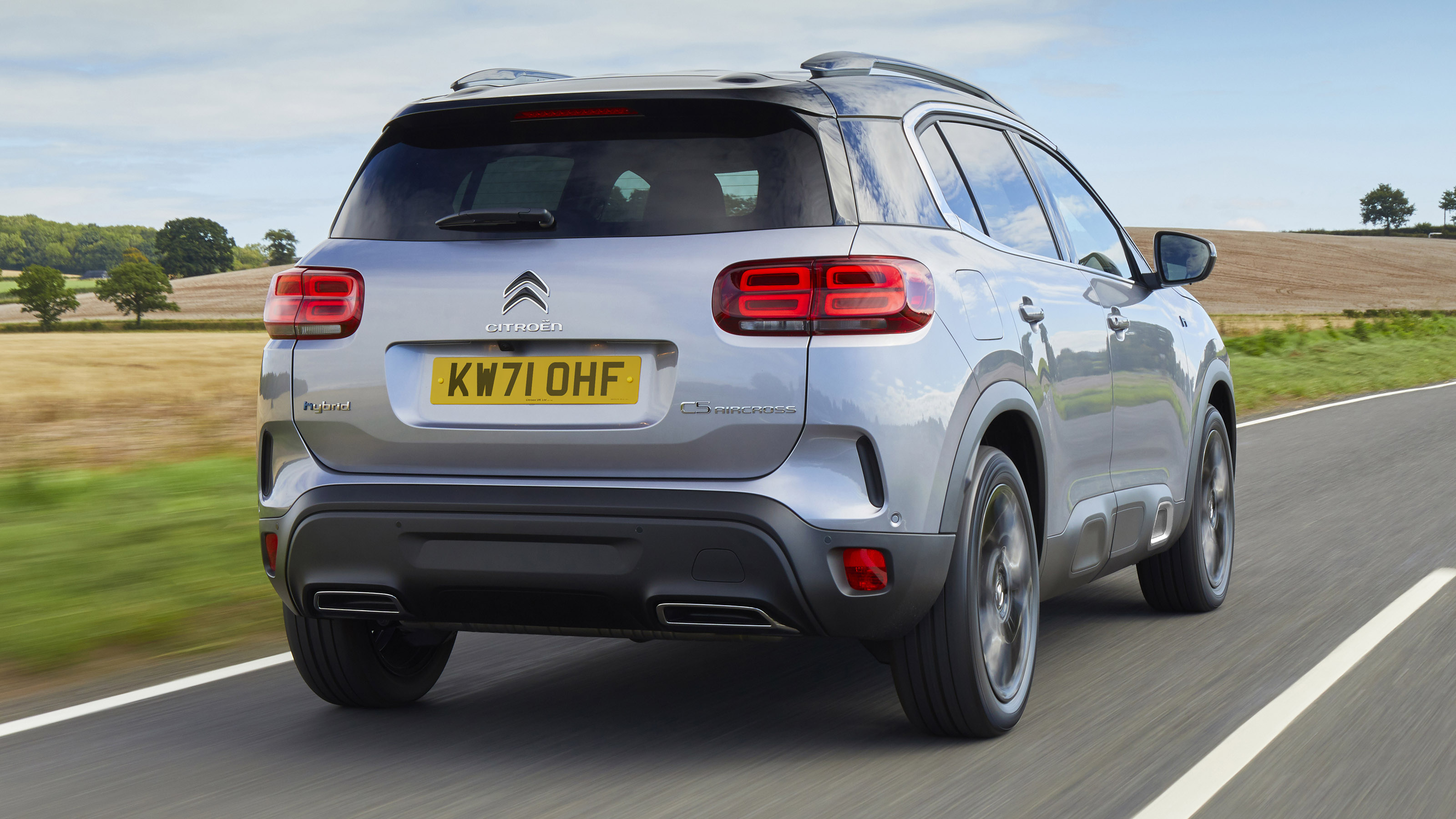 Citroen C5 Aircross Hybrid Black Edition driving - rear