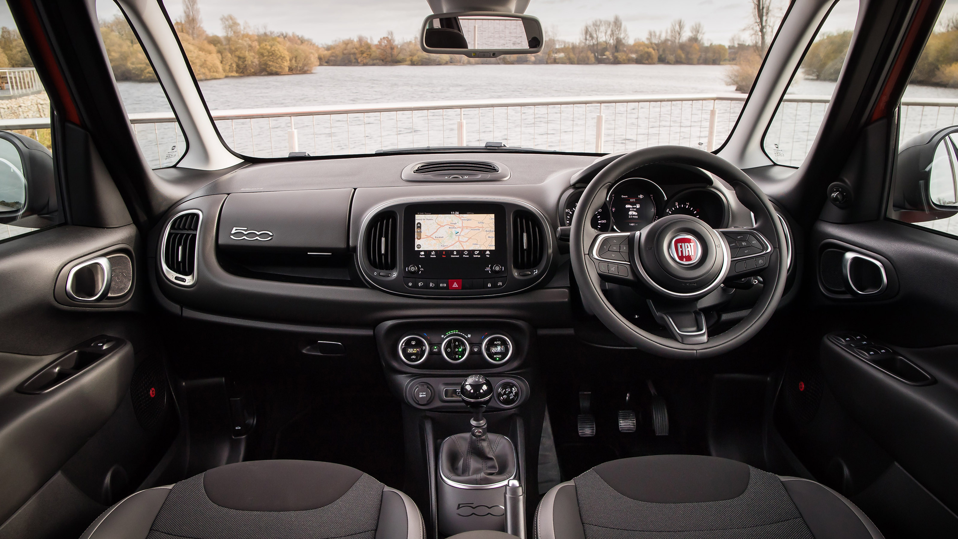 Fiat 500L interior