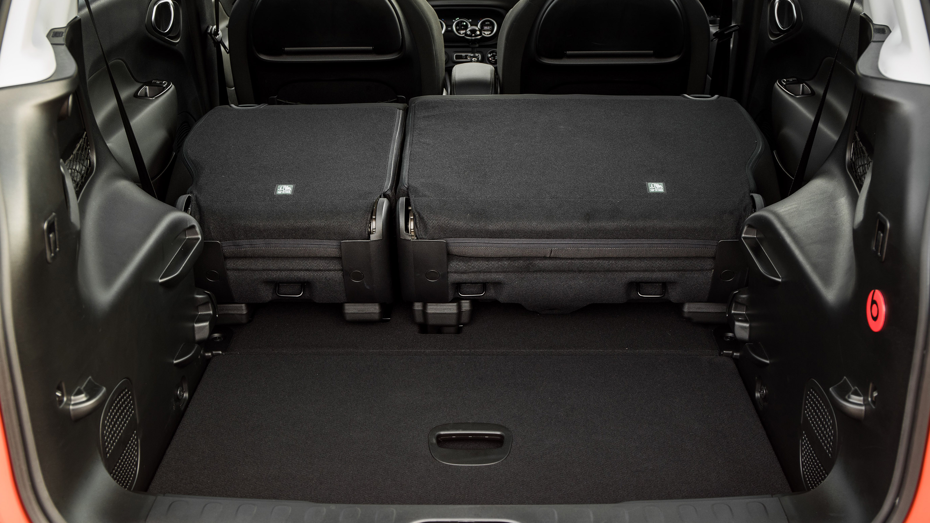 Fiat 500L boot