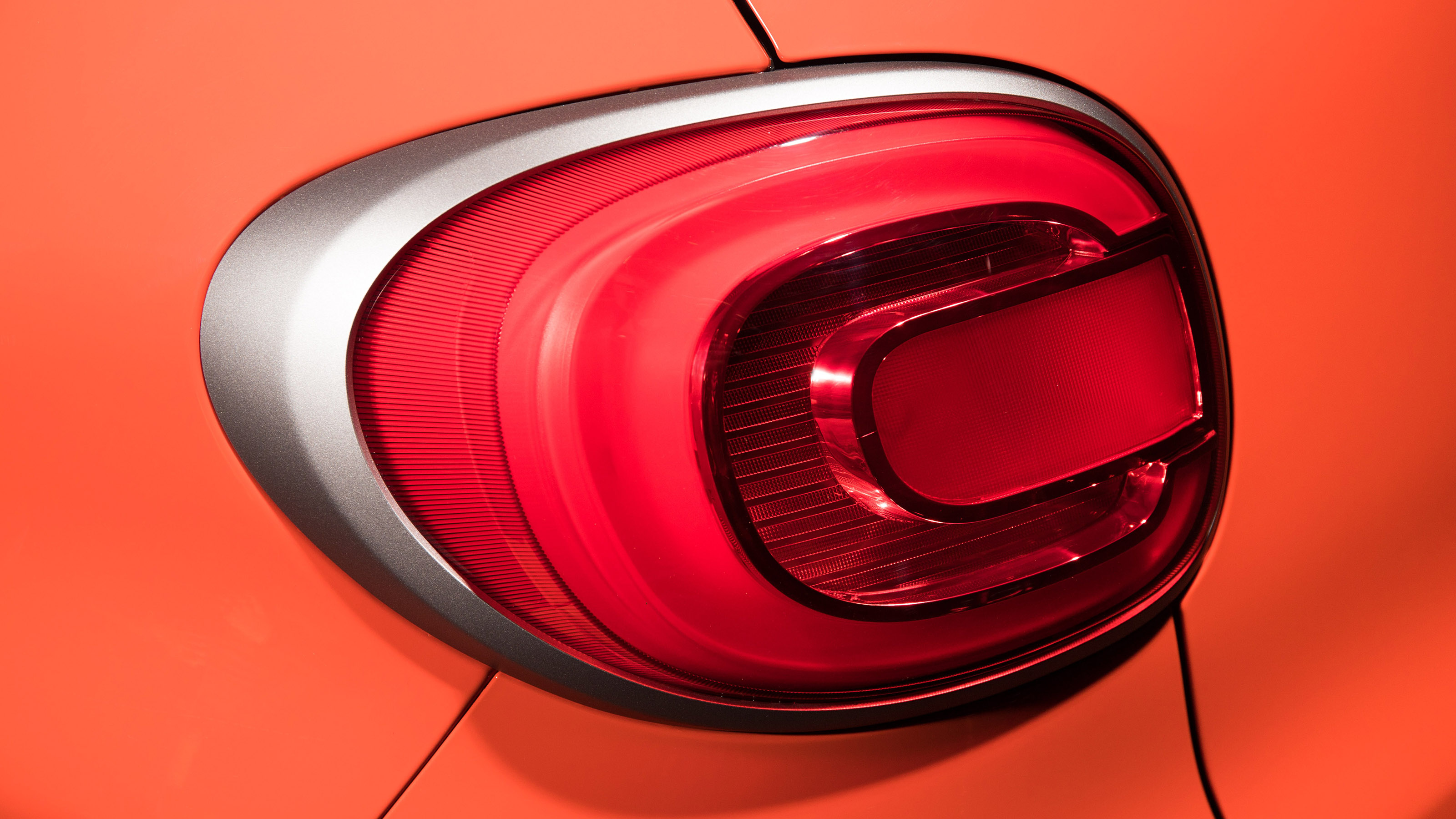 Fiat 500L tail-light