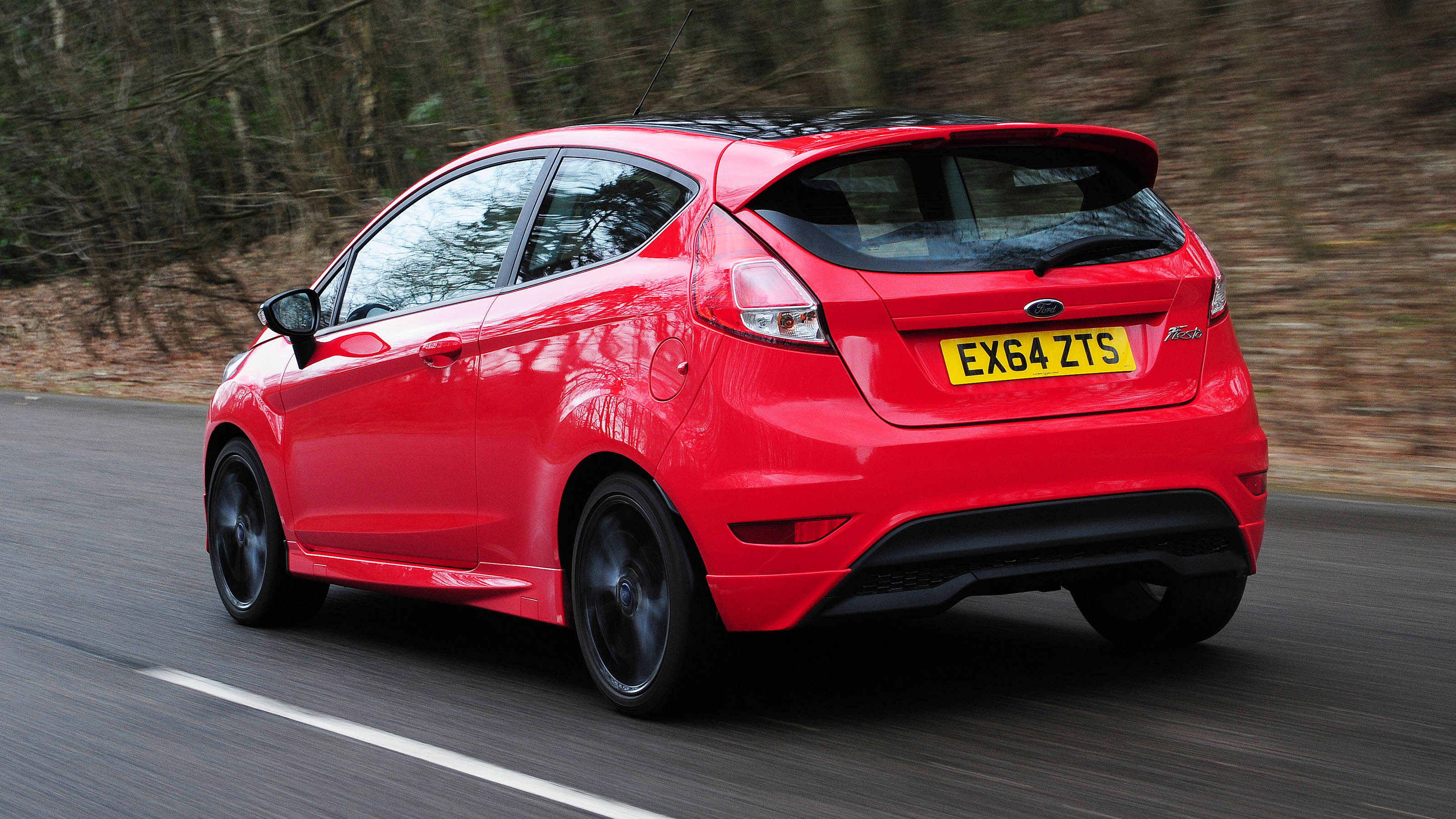 Ford Fiesta Zetec S driving - rear