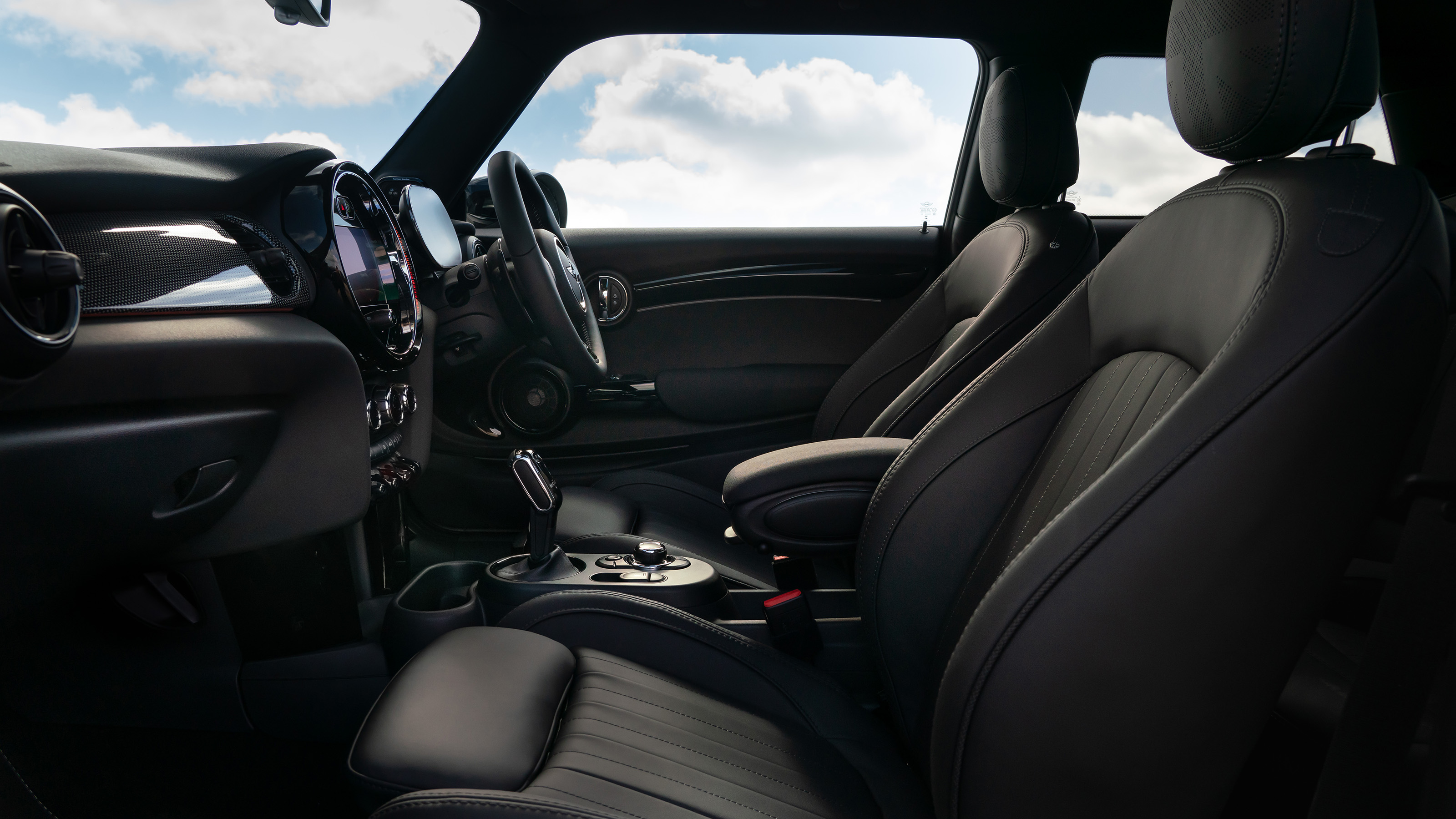2021 MINI hatchback seats