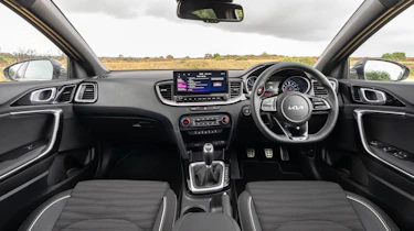 2021 Kia Ceed interior