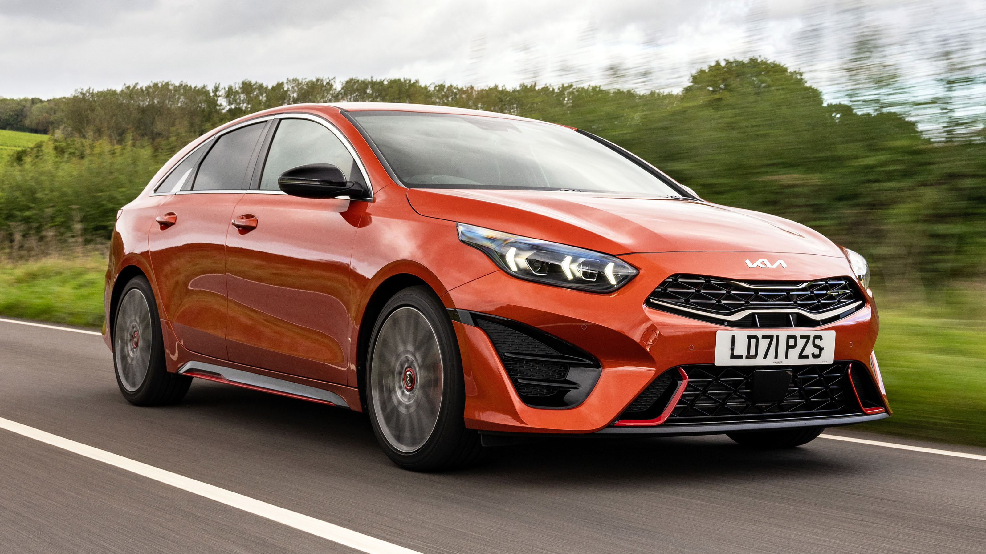 2021 Kia Proceed driving