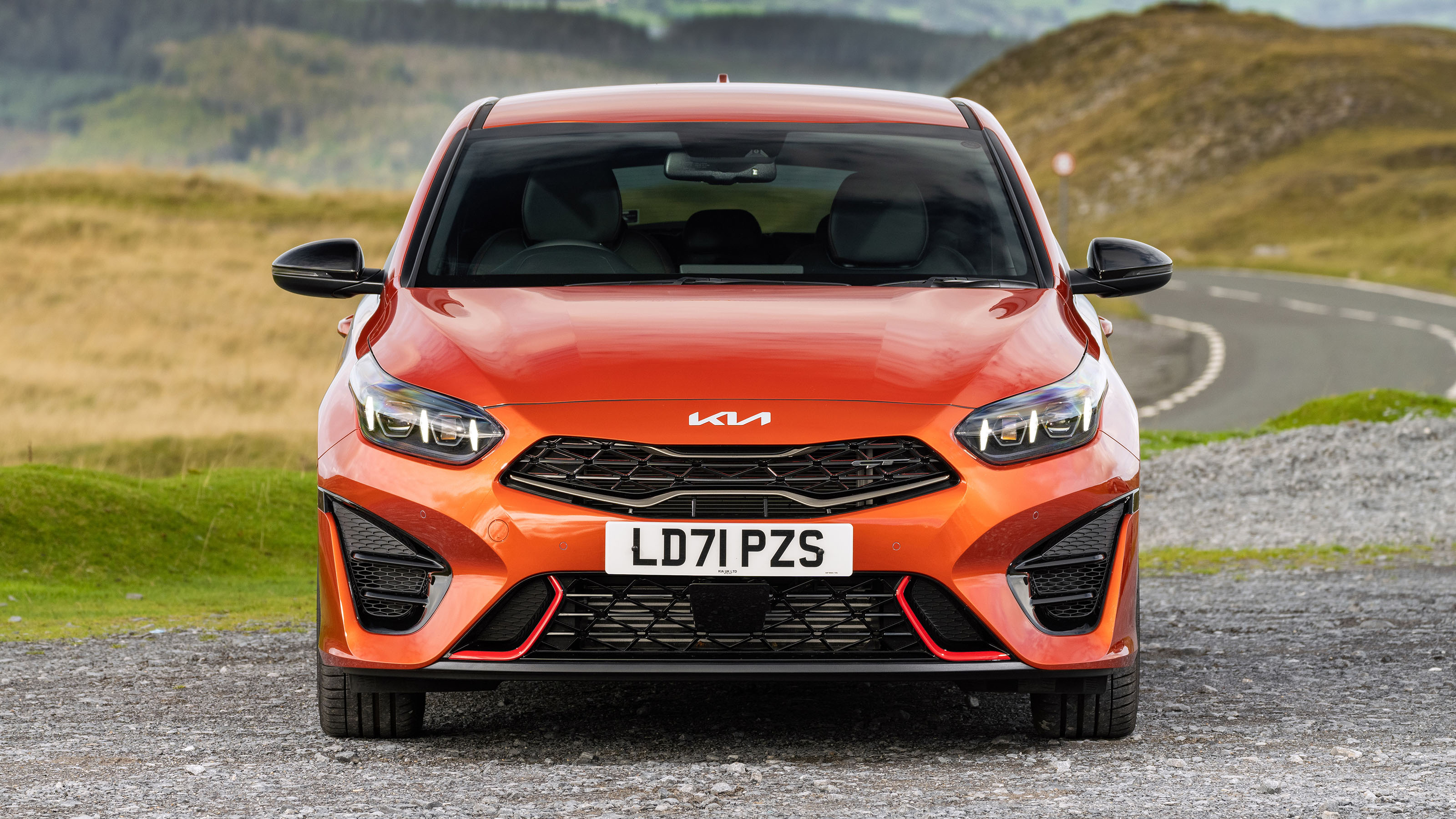 2021 Kia ProCeed front end