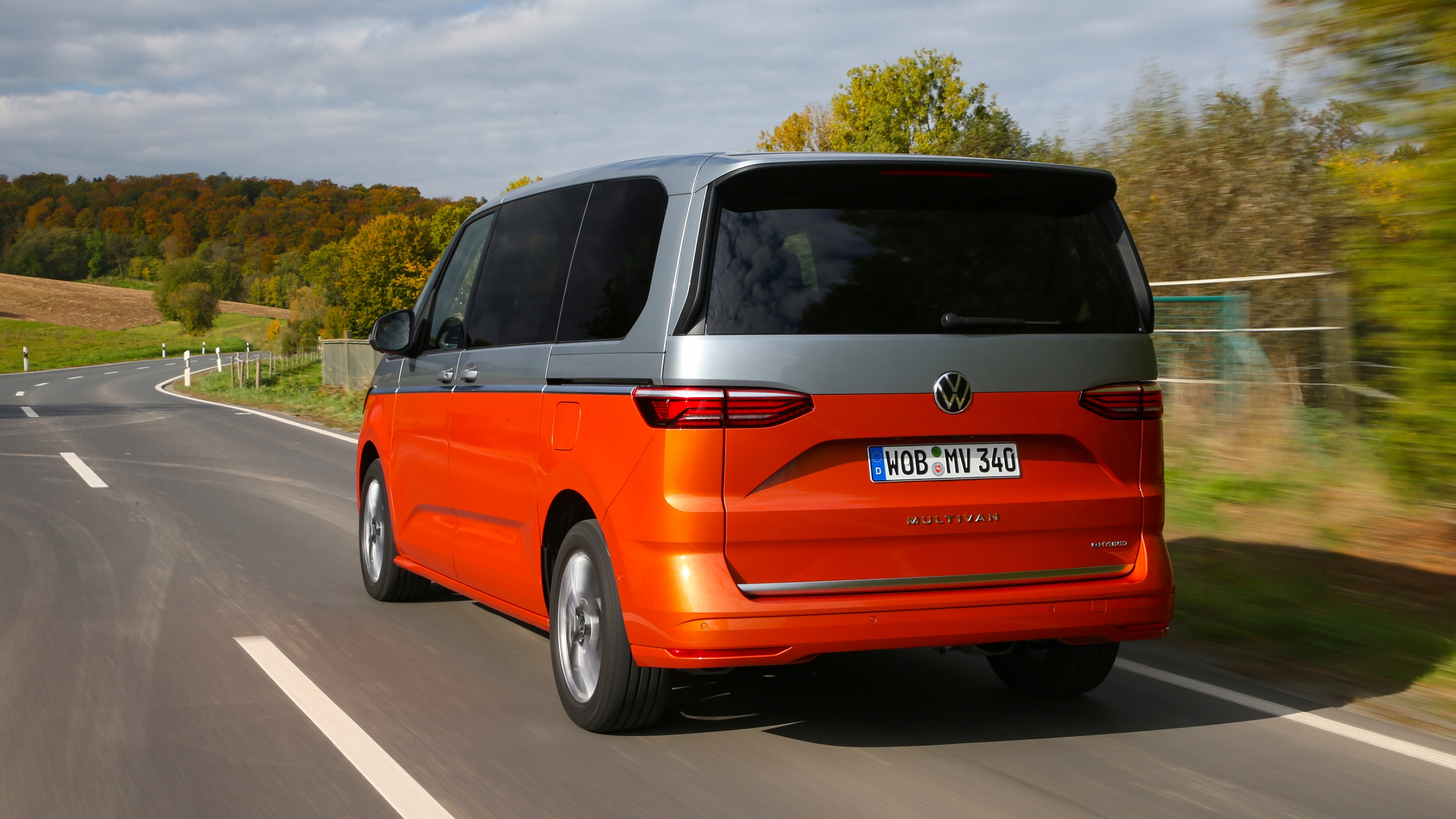 Volkswagen Multivan MPV - rear 3/4 dynamic