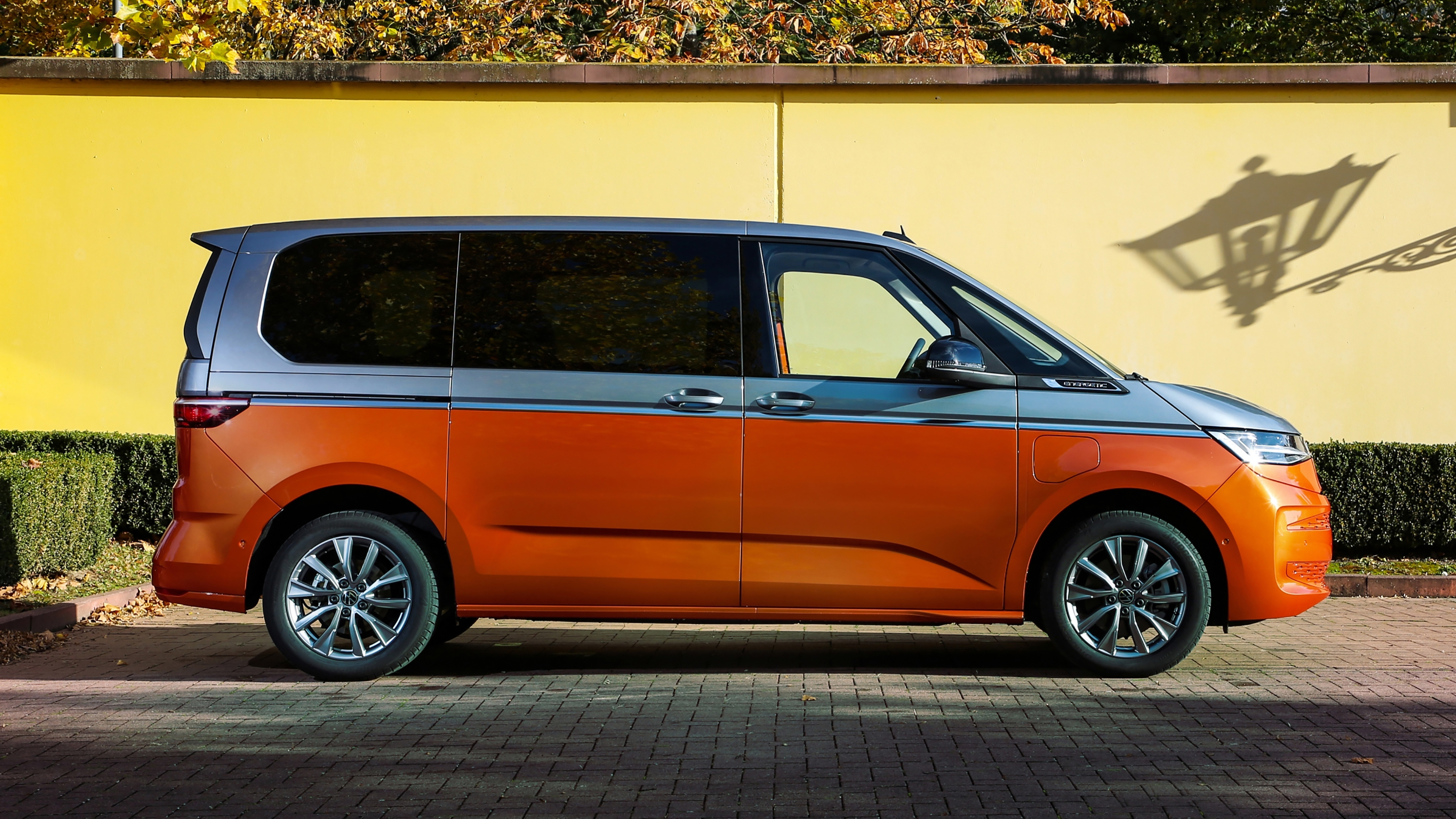 Volkswagen Multivan MPV - side view static 