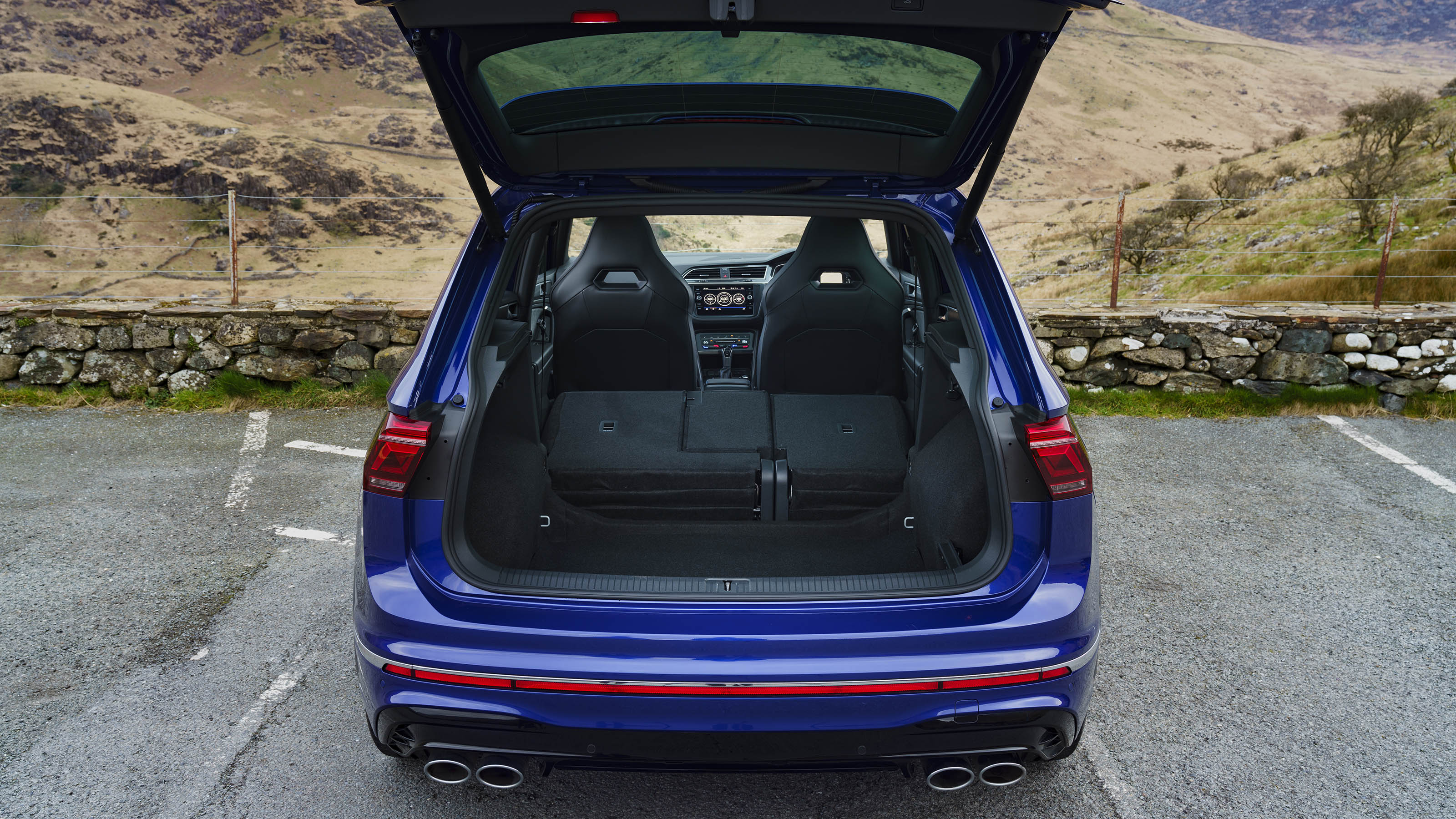 Volkswagen Tiguan R boot - seats down