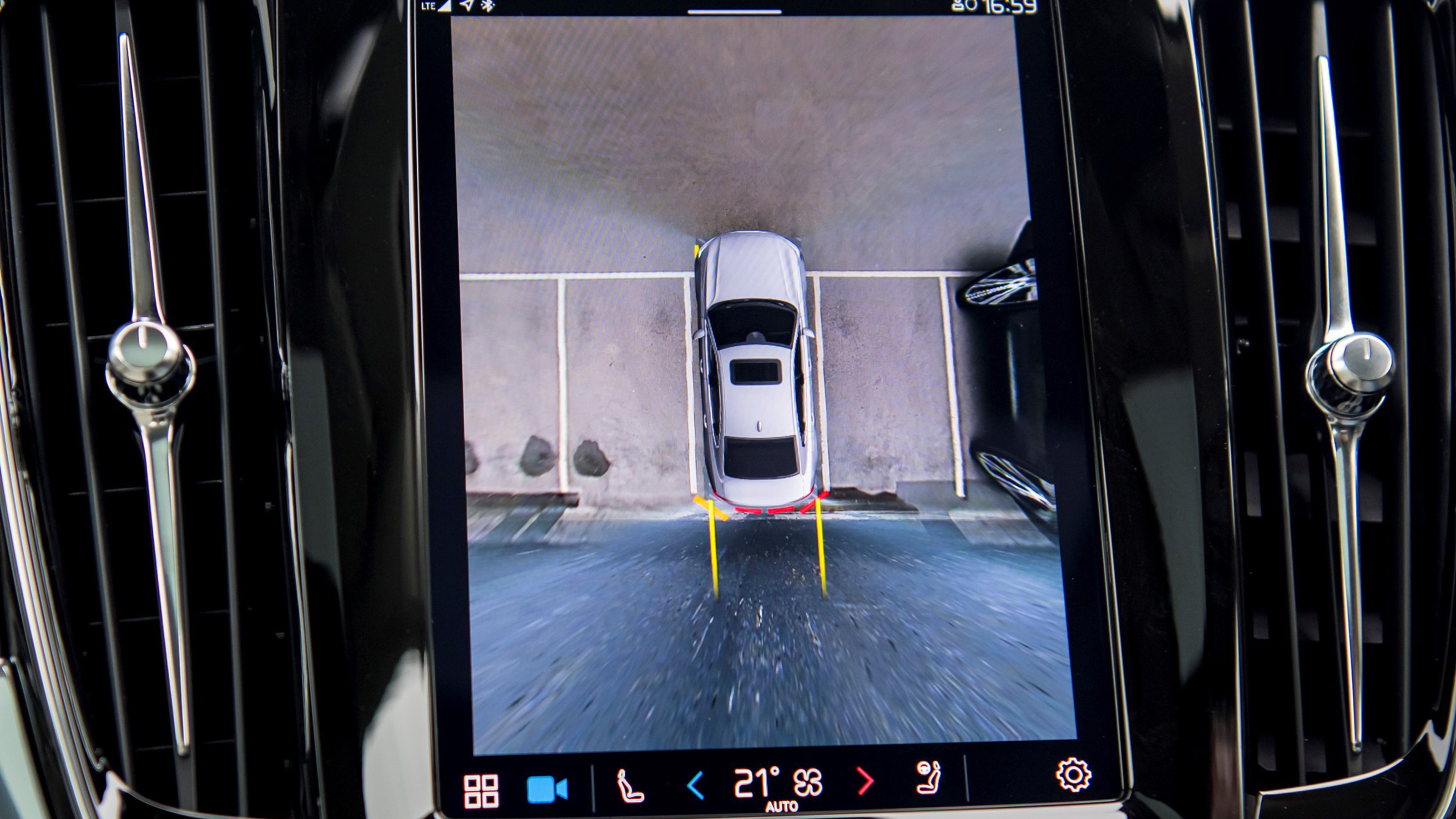 Volvo S90 360-degree camera