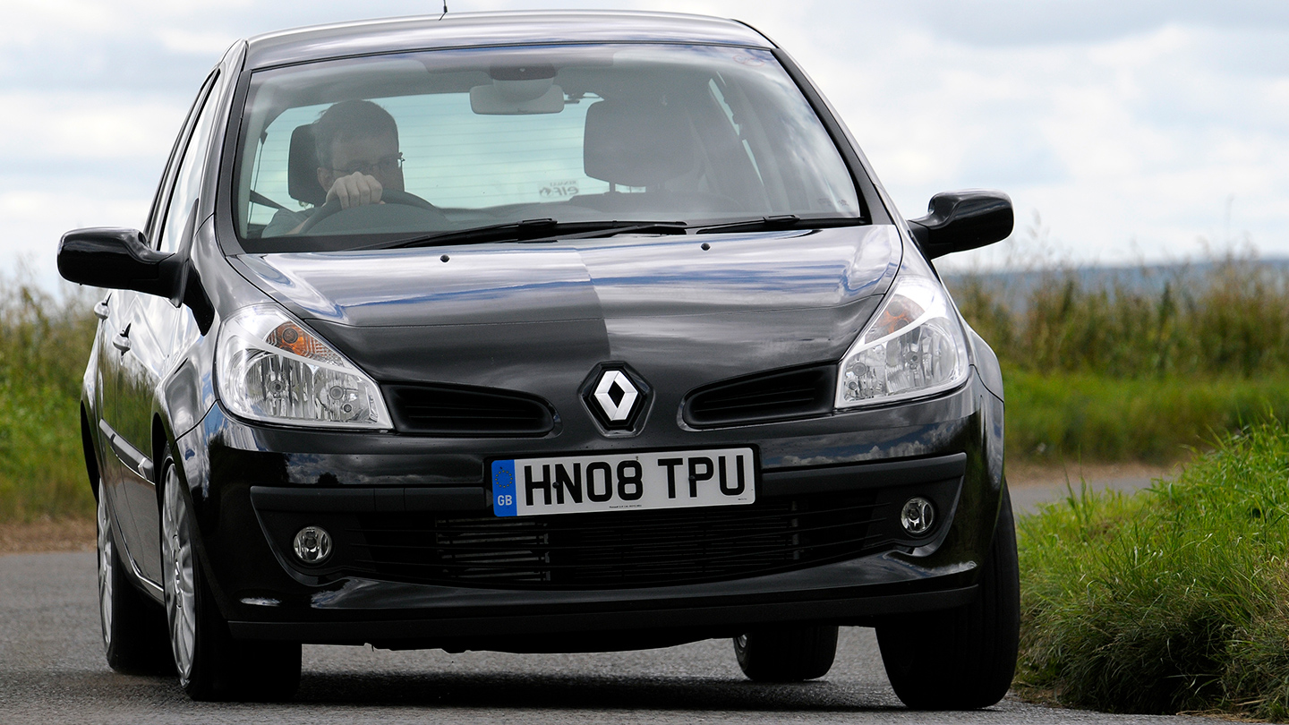 Clio front