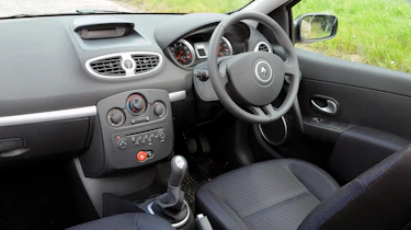 Clio interior