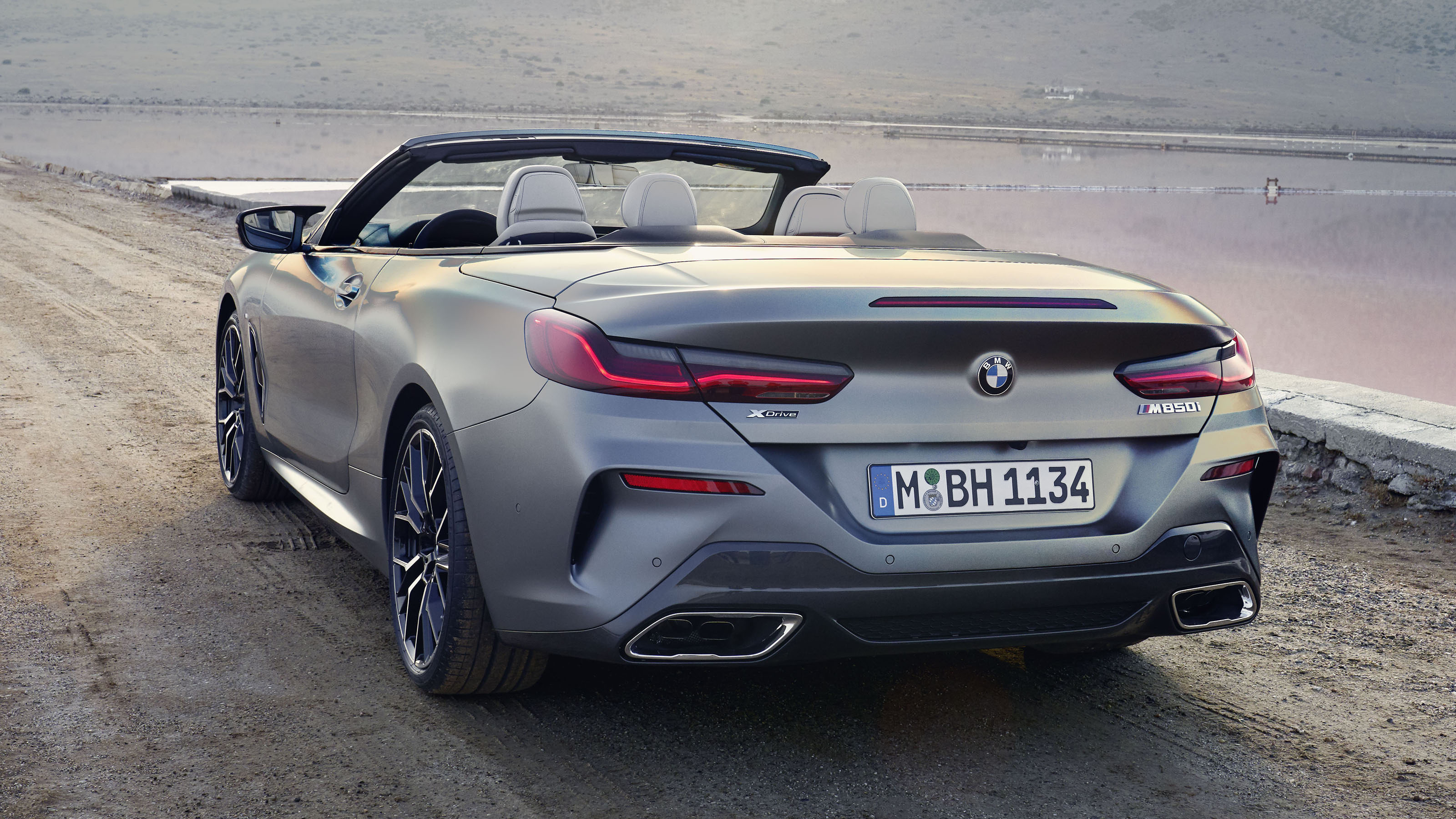2022 BMW 8 Series Convertible