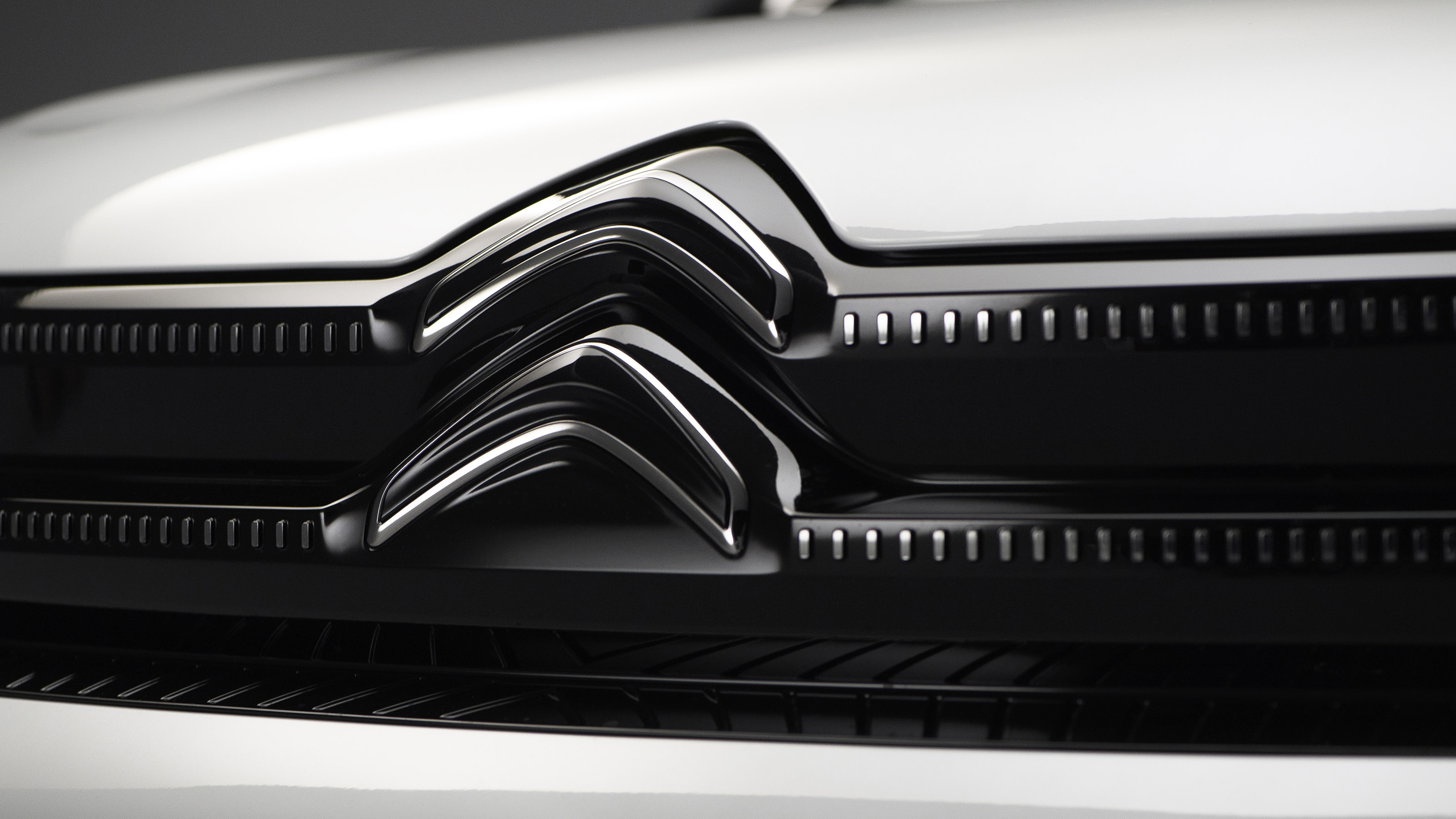 Citroen C5 Aircross facelift badge