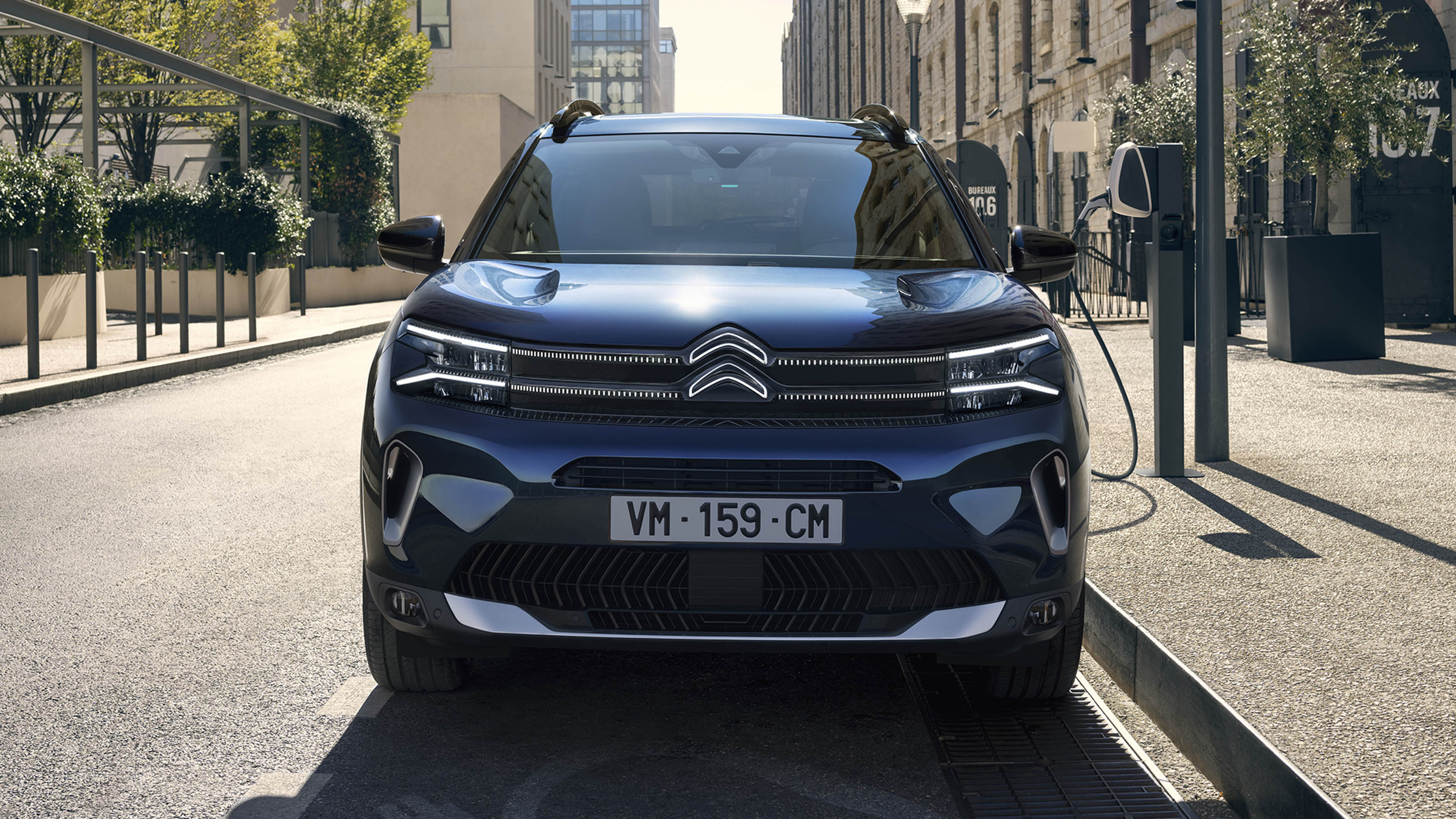 Citroen C5 Aircross facelift charging