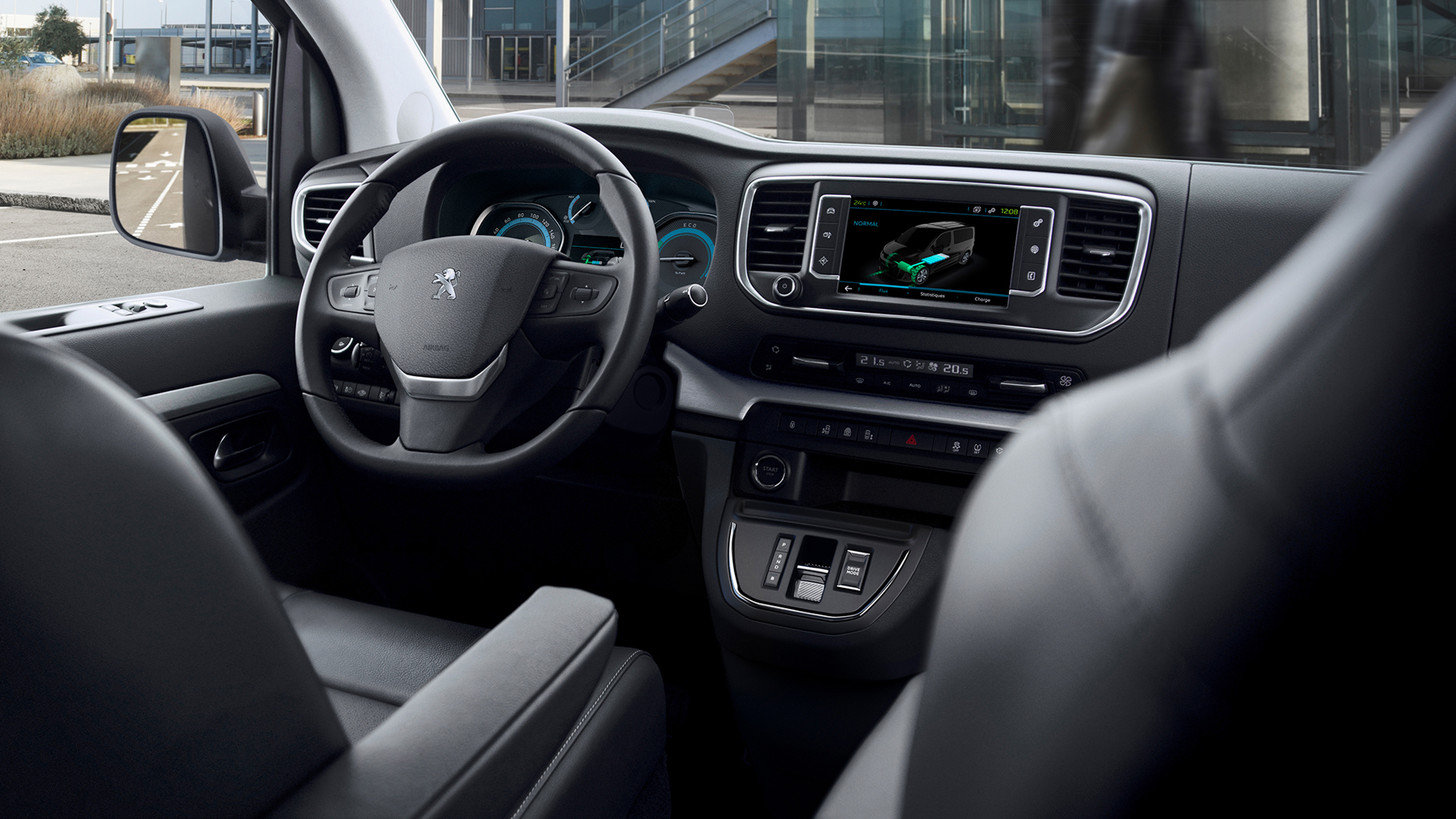 Peugeot e-Traveller MPV interior