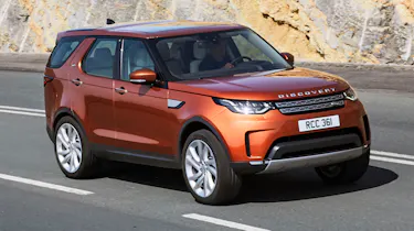 2016 Land Rover Discovery driving
