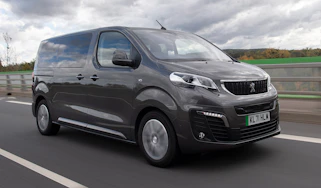 2022 Peugeot e-Traveller