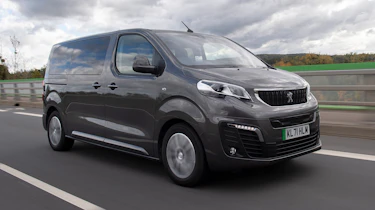 2022 Peugeot e-Traveller
