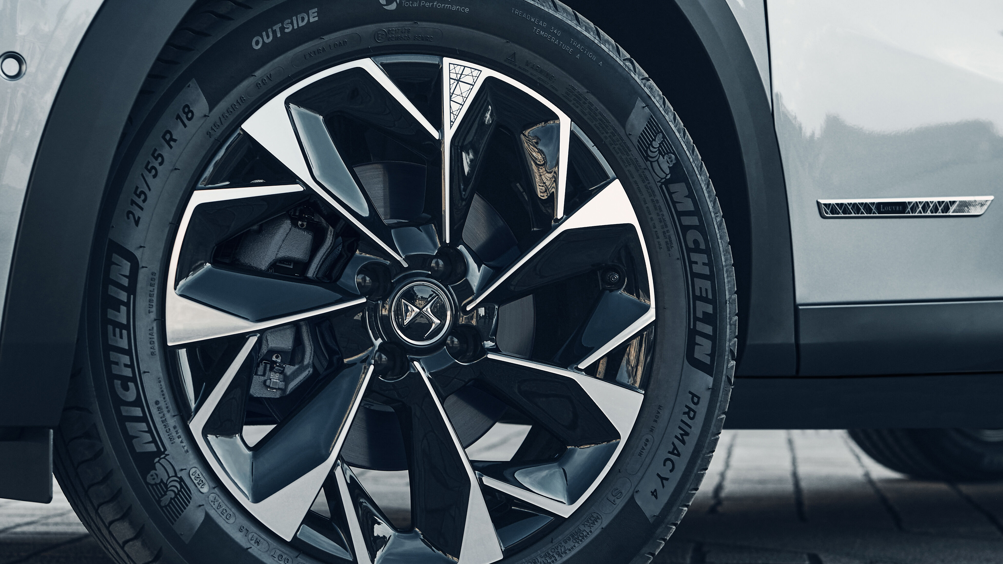 Special-edition DS 3 Crossback Louvre 