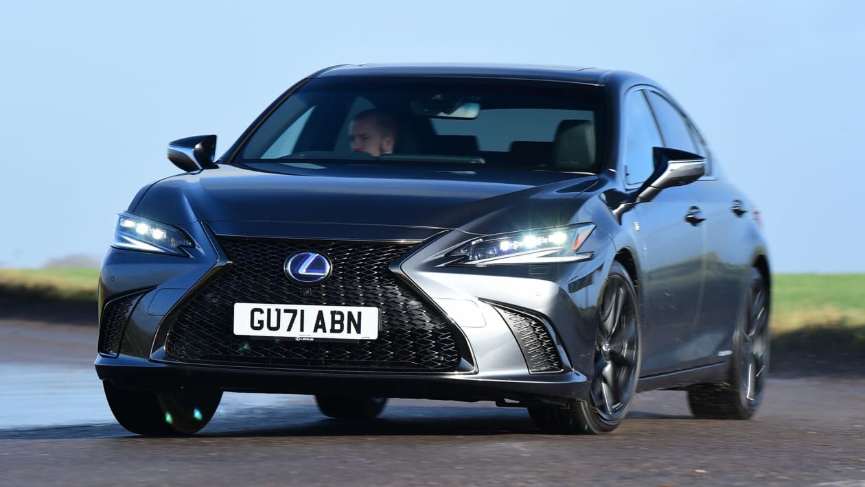 2022 Lexus ES saloom