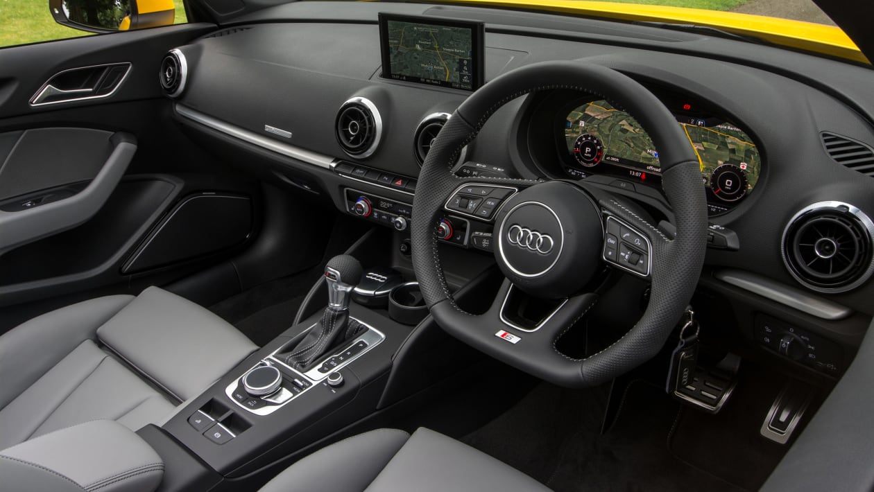 Used Audi A3 cabriolet interior