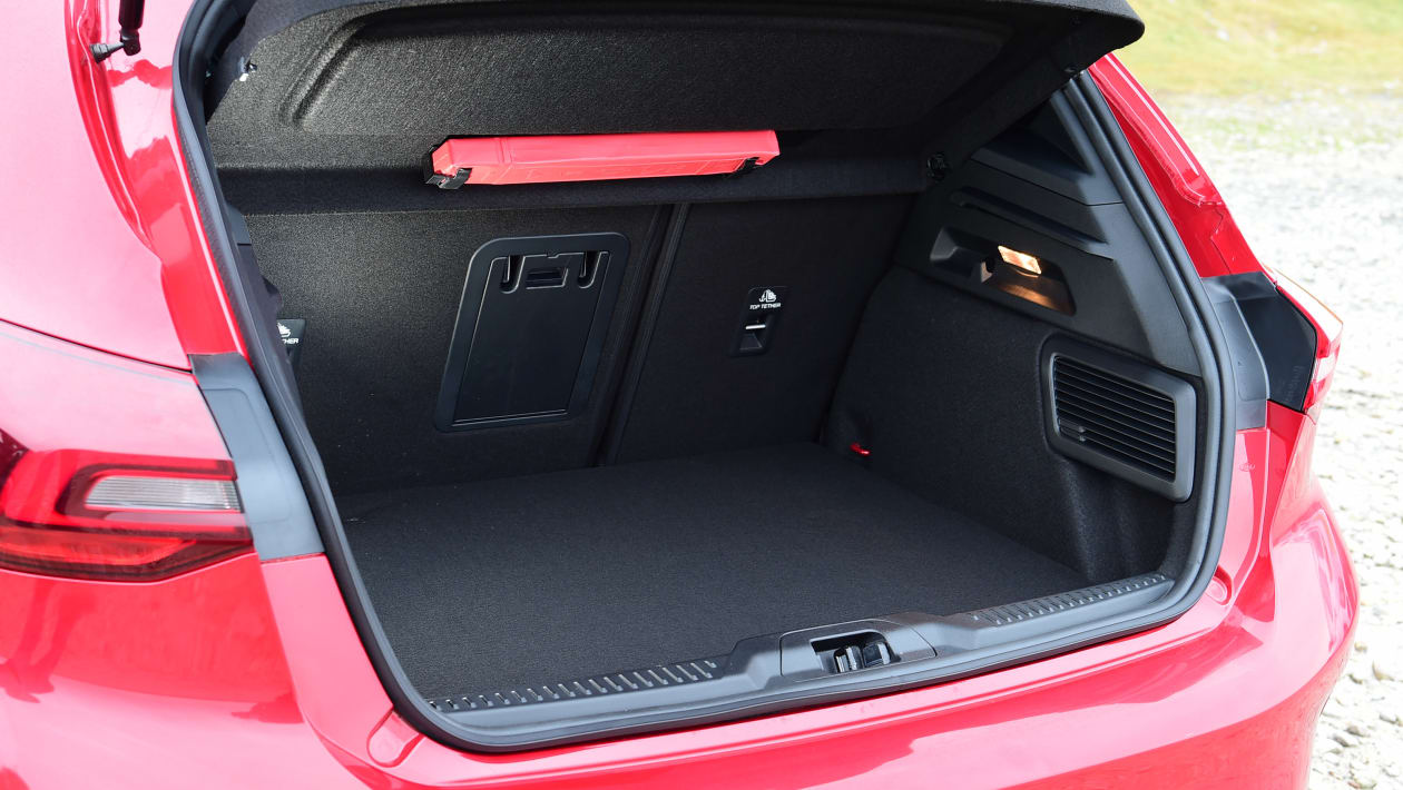 Ford Focus - boot 