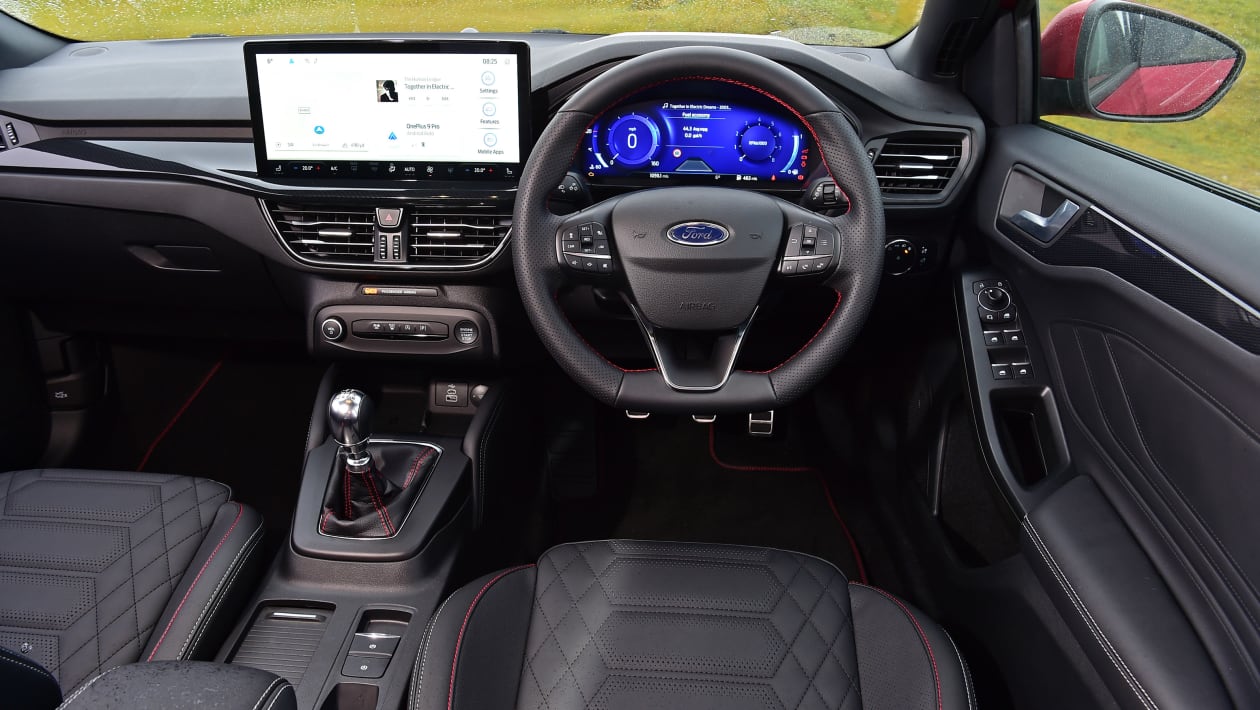 Ford Focus - interior 