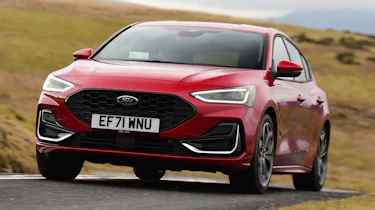 Ford Focus - front 3/4 dynamic