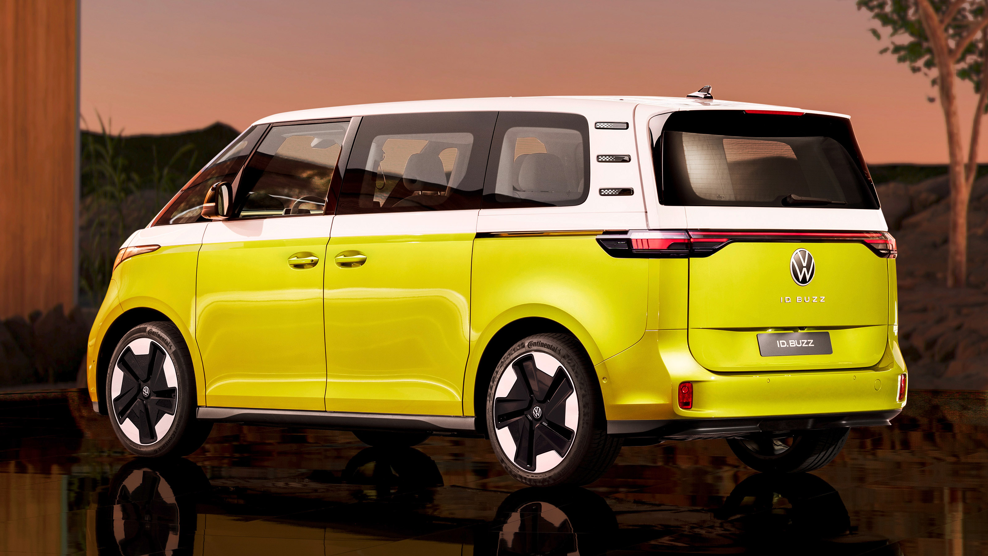 New 2022 Volkswagen ID. Buzz MPV 