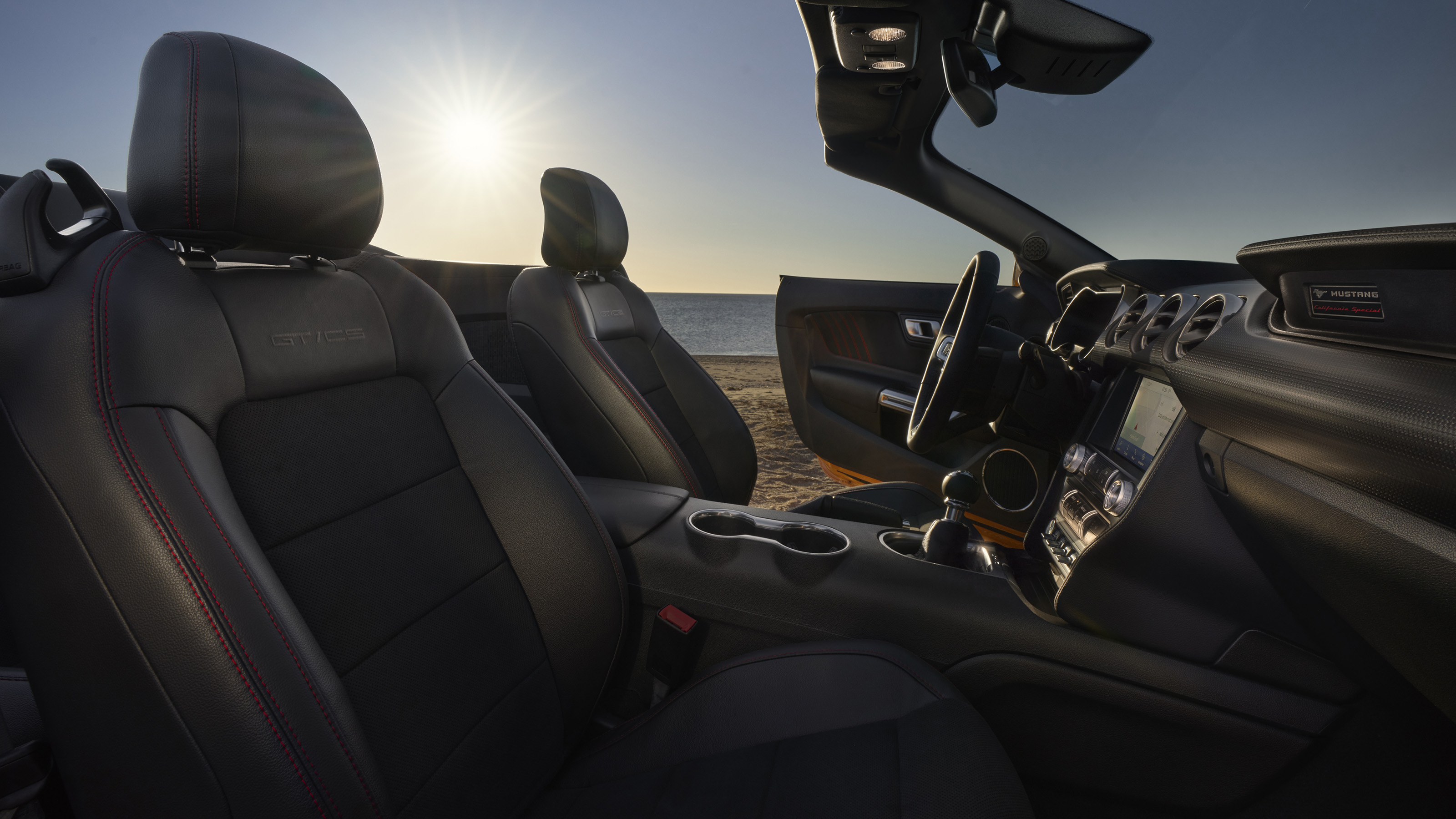 Ford Mustang California Special seats