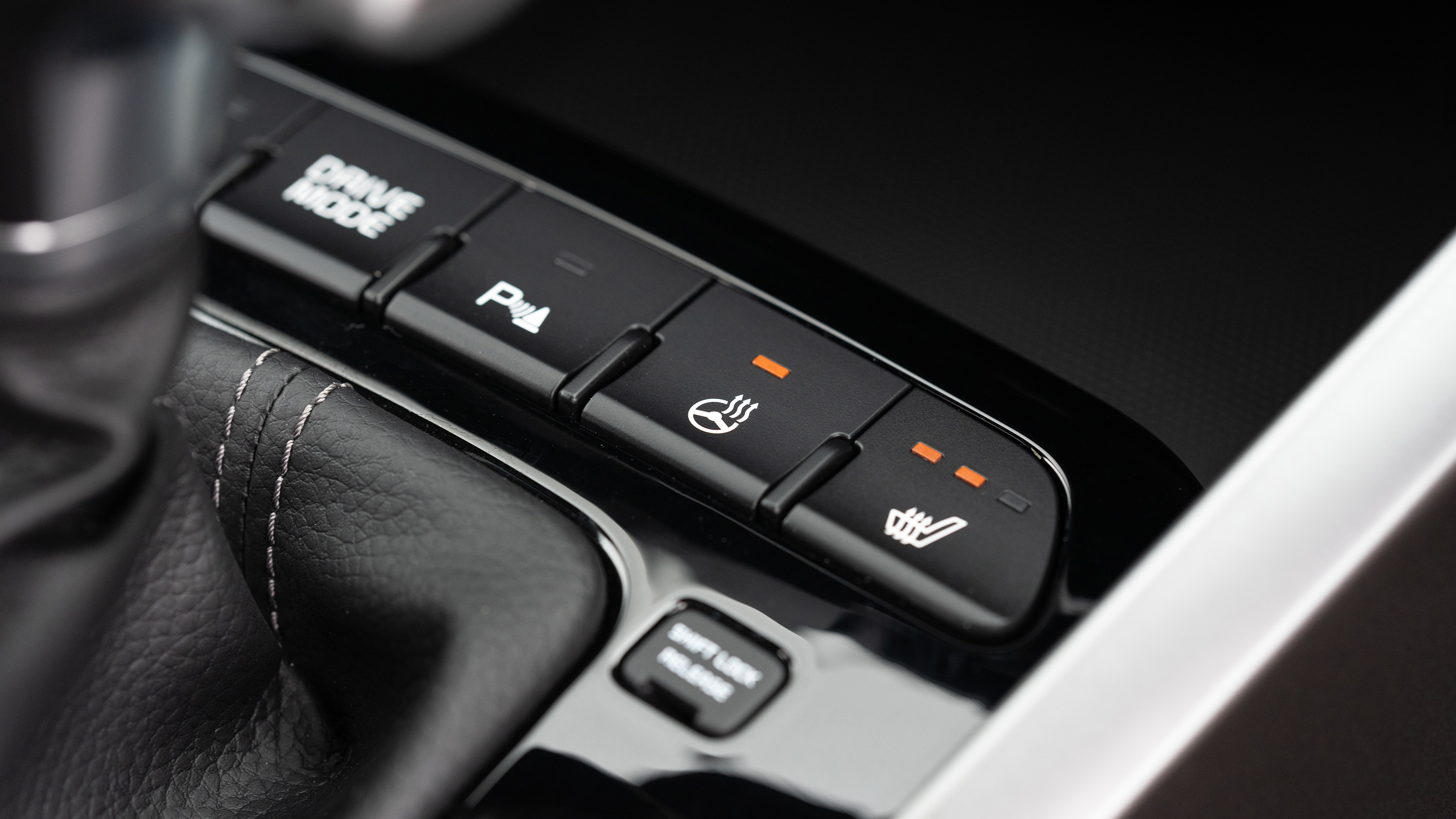 Kia Stonic GT-Line S buttons