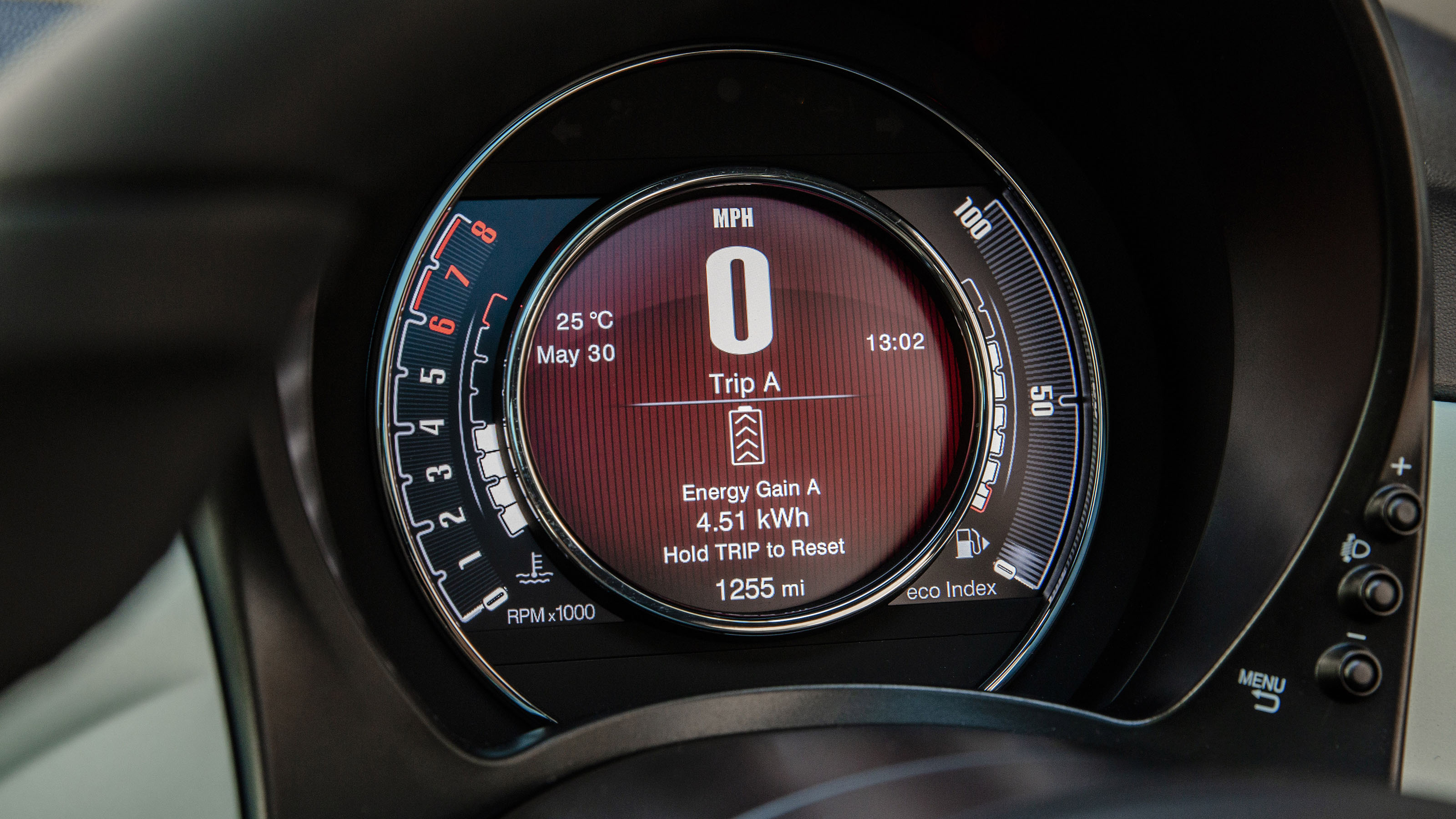 2019 Fiat 500 dials