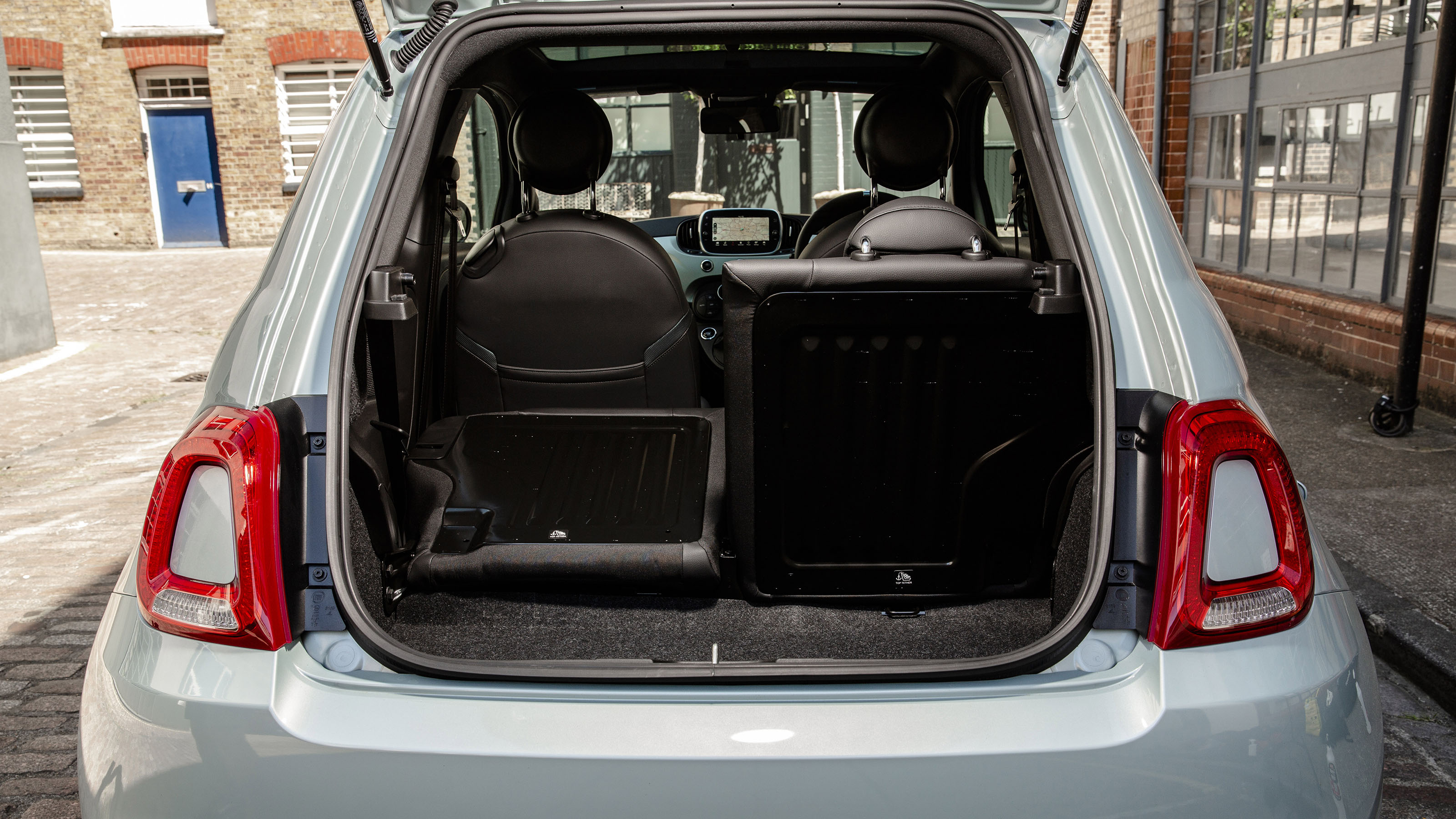 2019 Fiat 500 boot