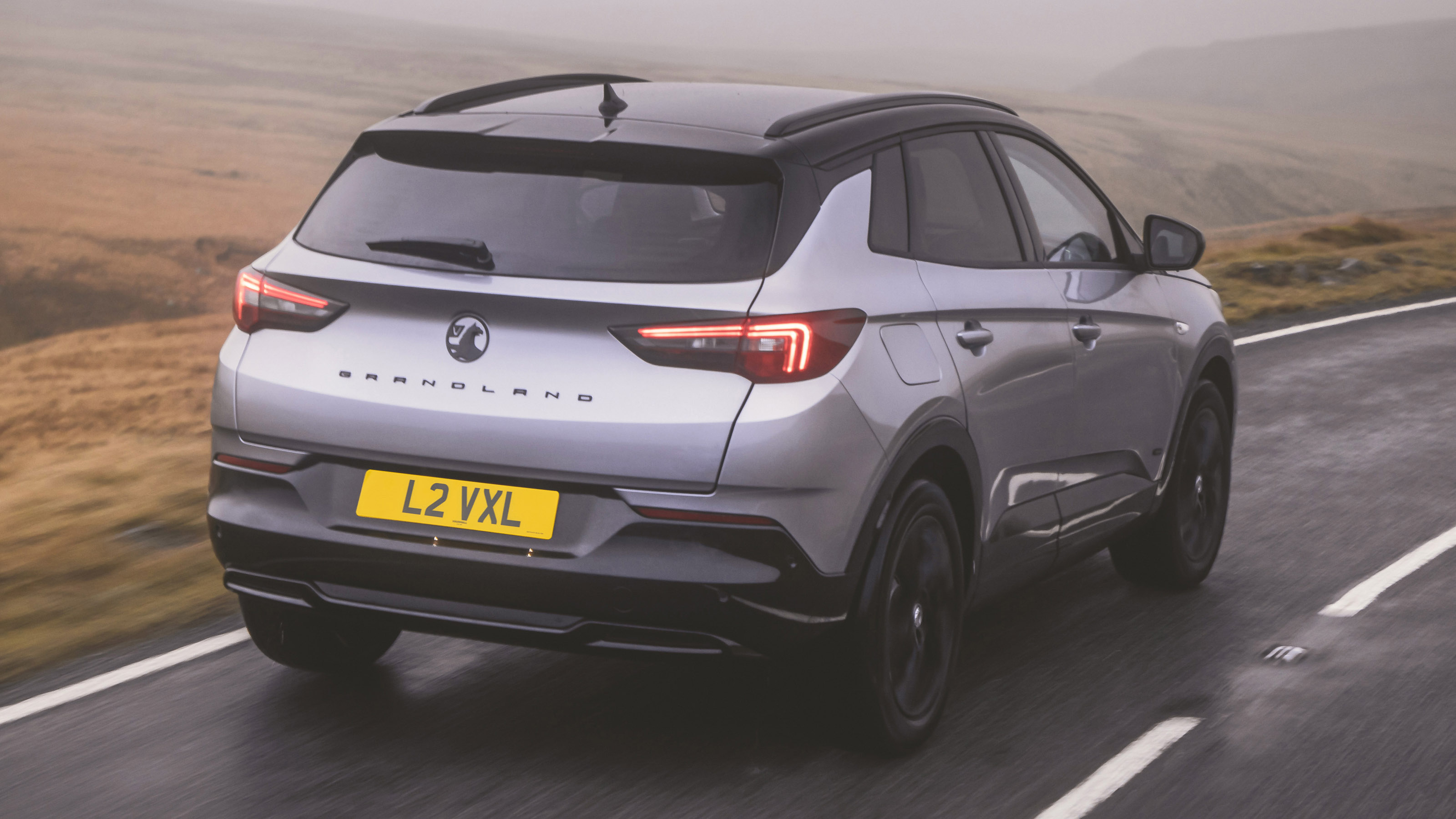 Vauxhall Grandland SUV - rear 3/4 dynamic