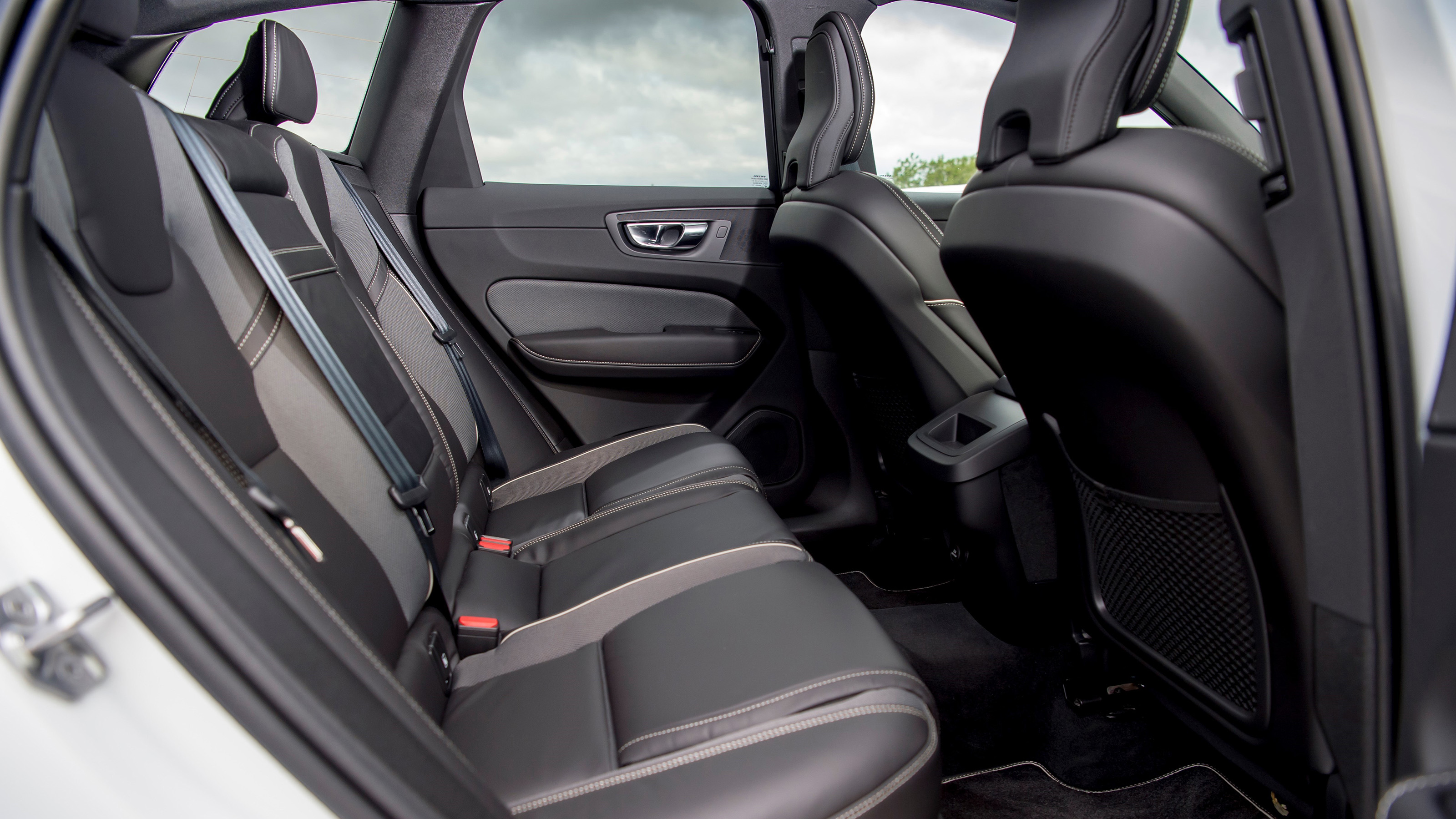 Volvo XC60 rear seats