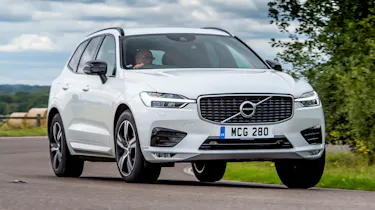 Volvo XC60 R-Design driving - front