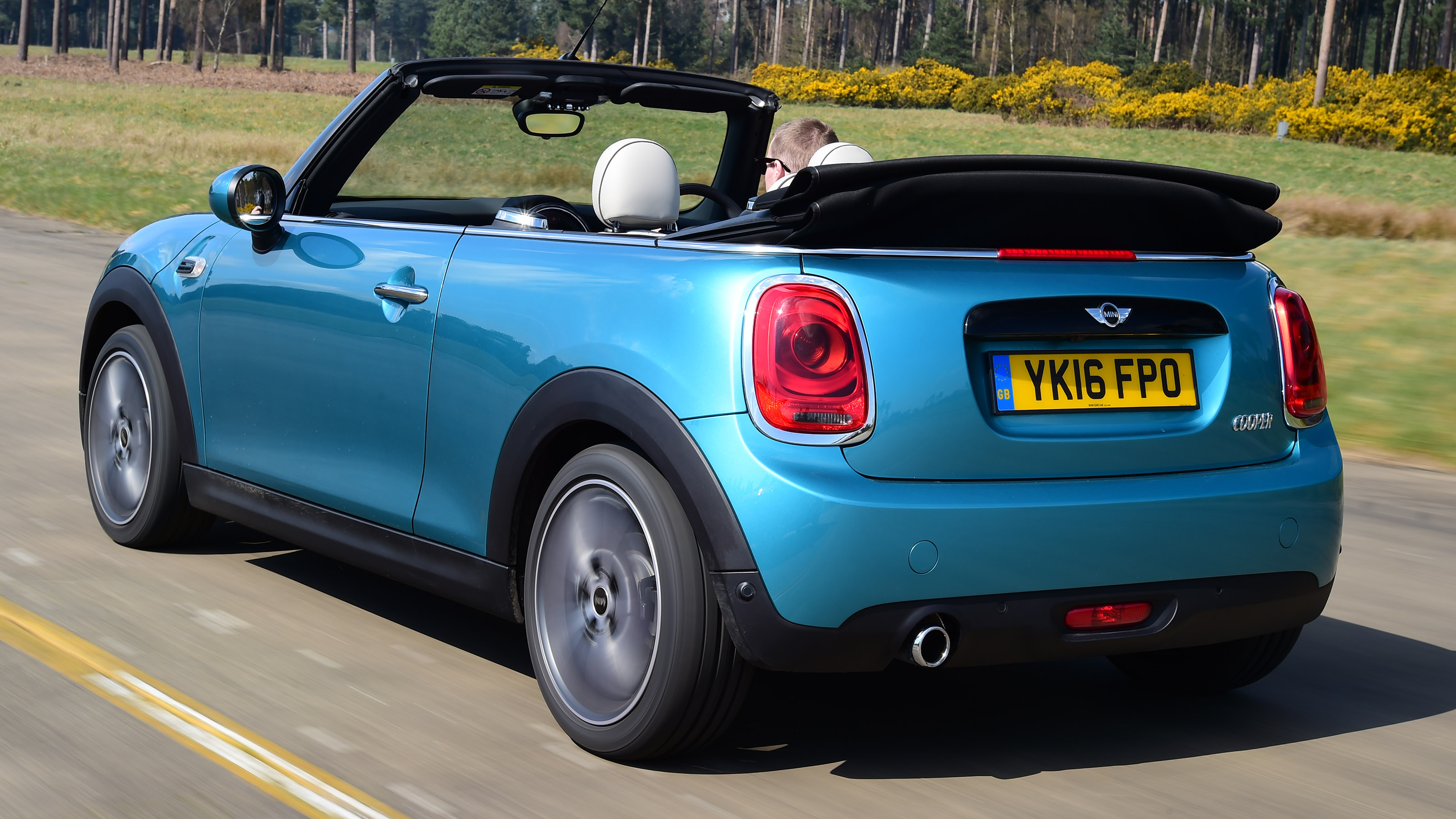 MINI Convertible rear