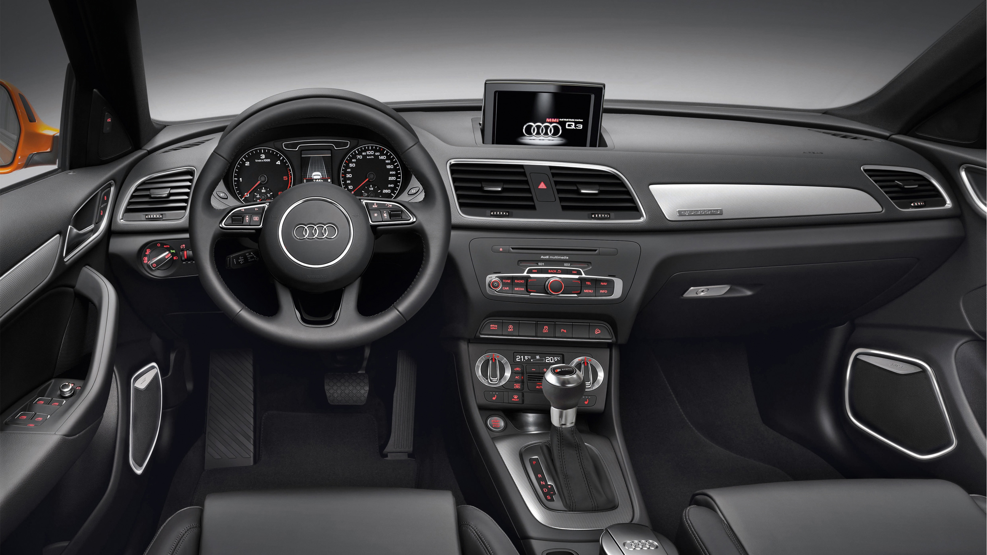 Mk1 Audi Q3 interior