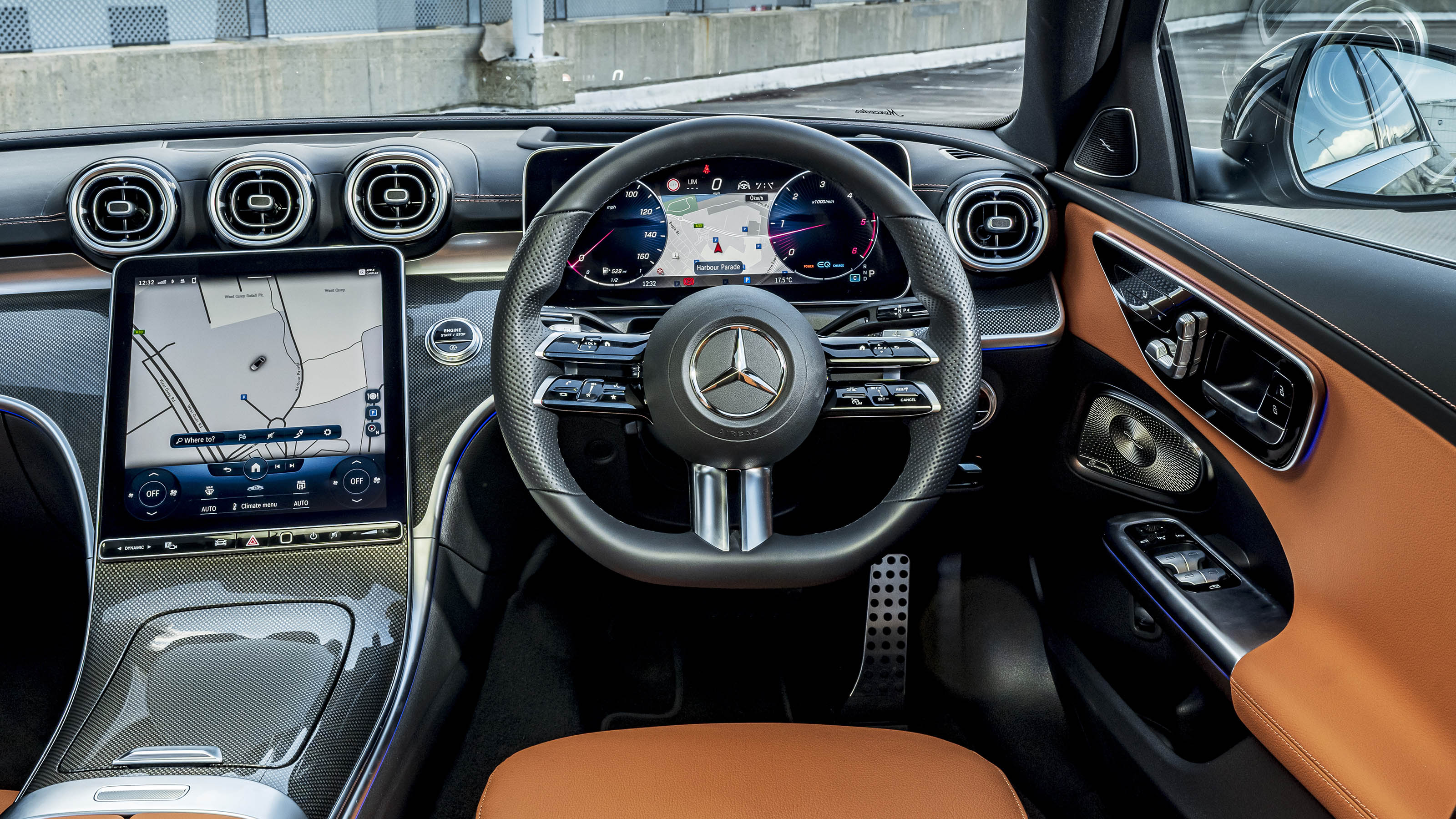 Mercedes C-Class saloon interior