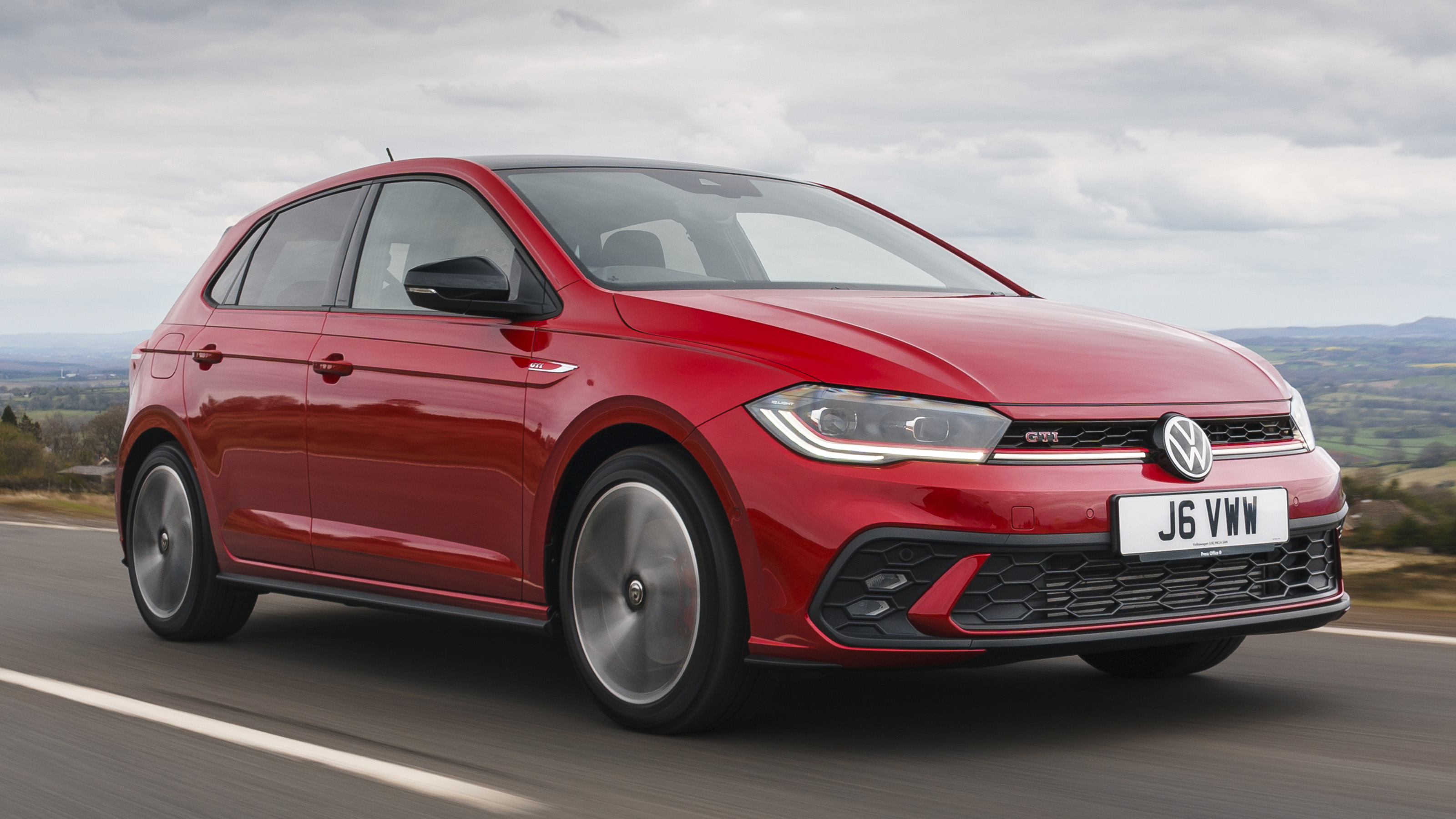 Volkswagen Polo GTI facelift driving