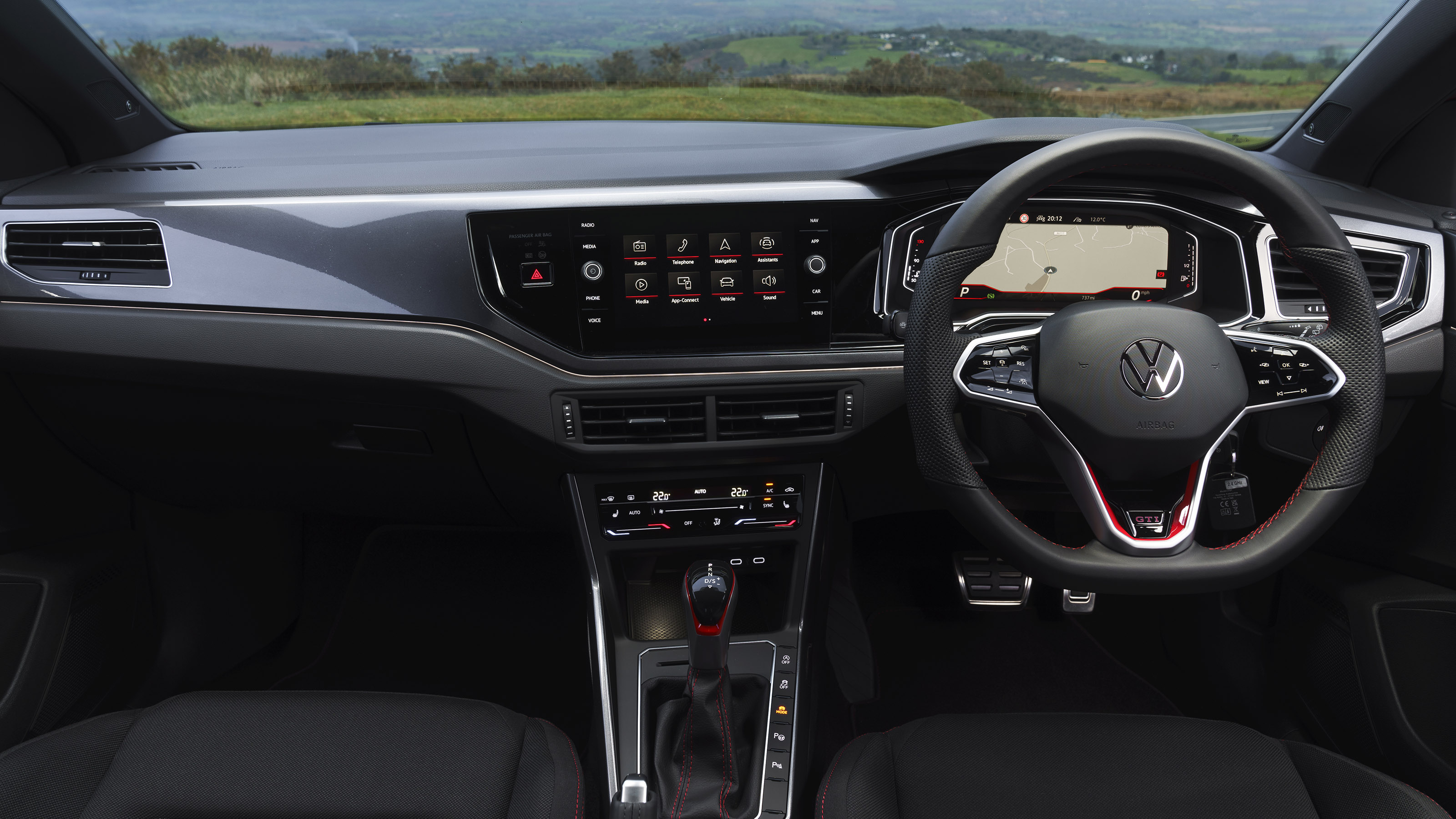 Volkswagen Polo GTI facelift interior