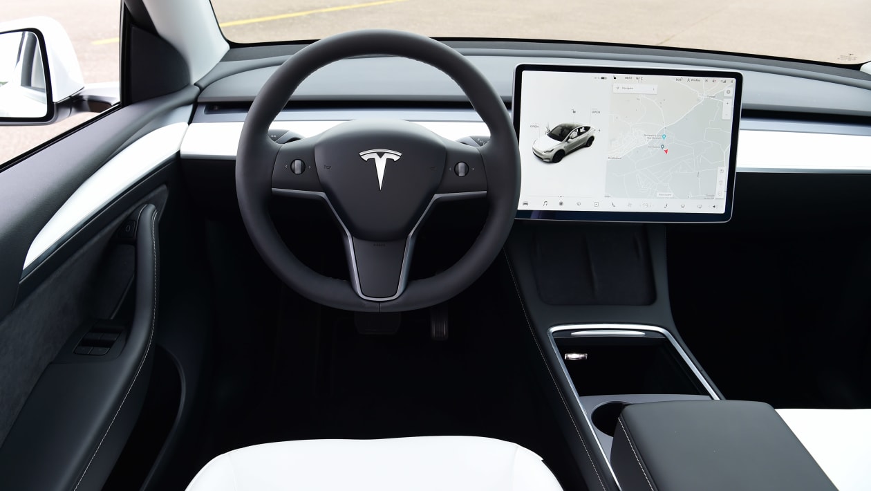 Genesis GV60 vs Kia EV6 vs Tesla Model Y 13