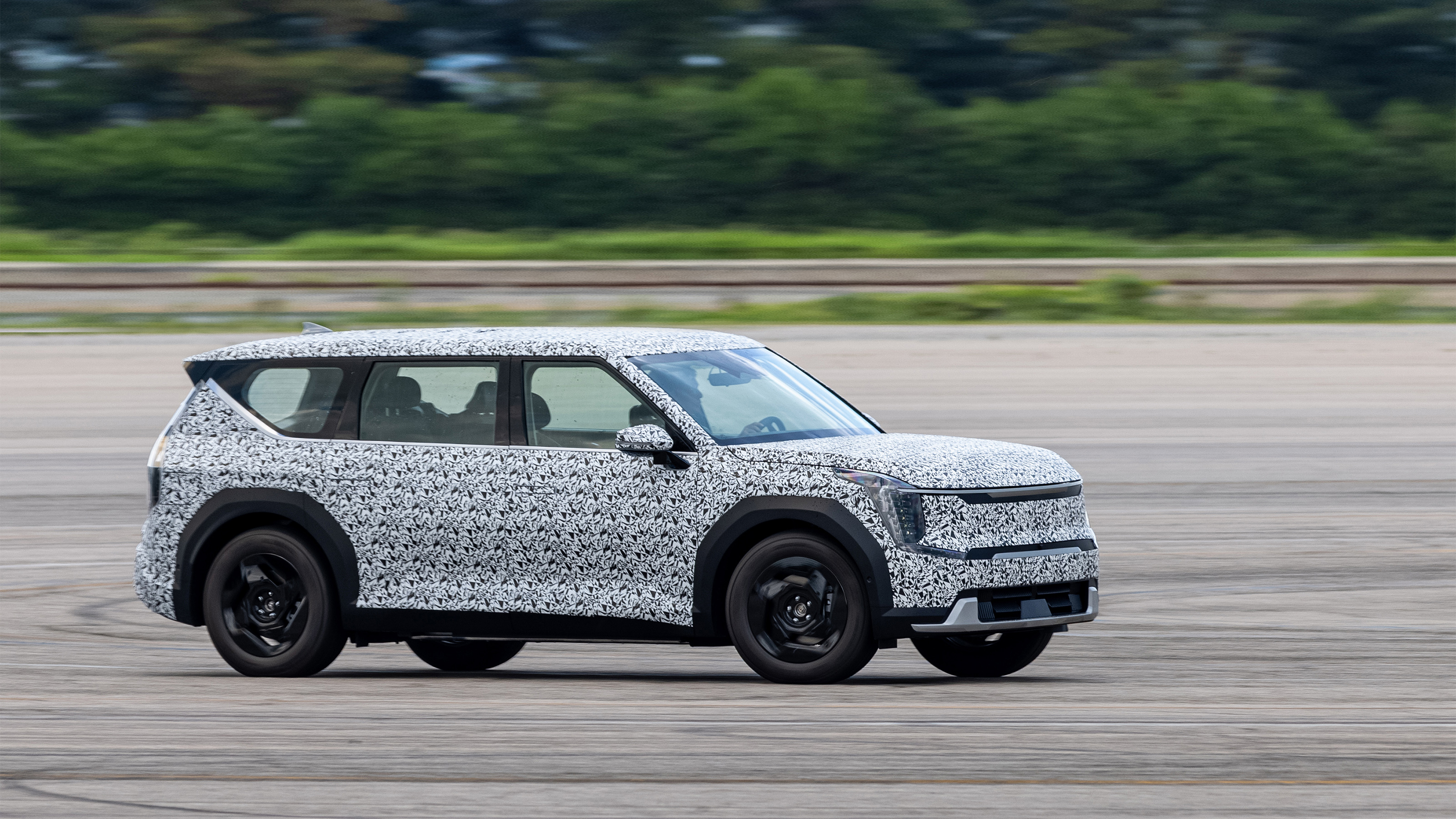 KIA EV9 spy shot side view