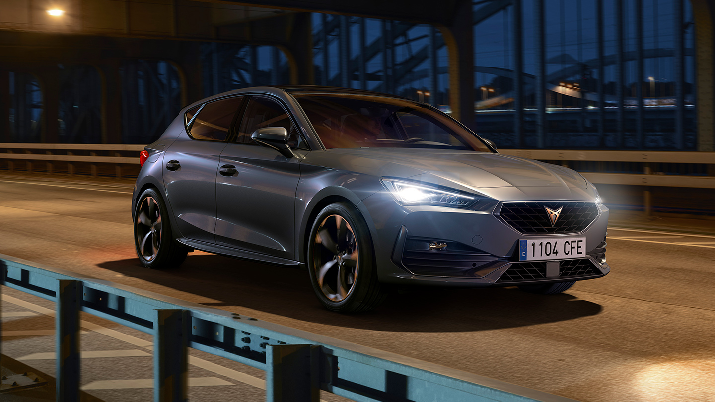 Cupra Leon V1 - front