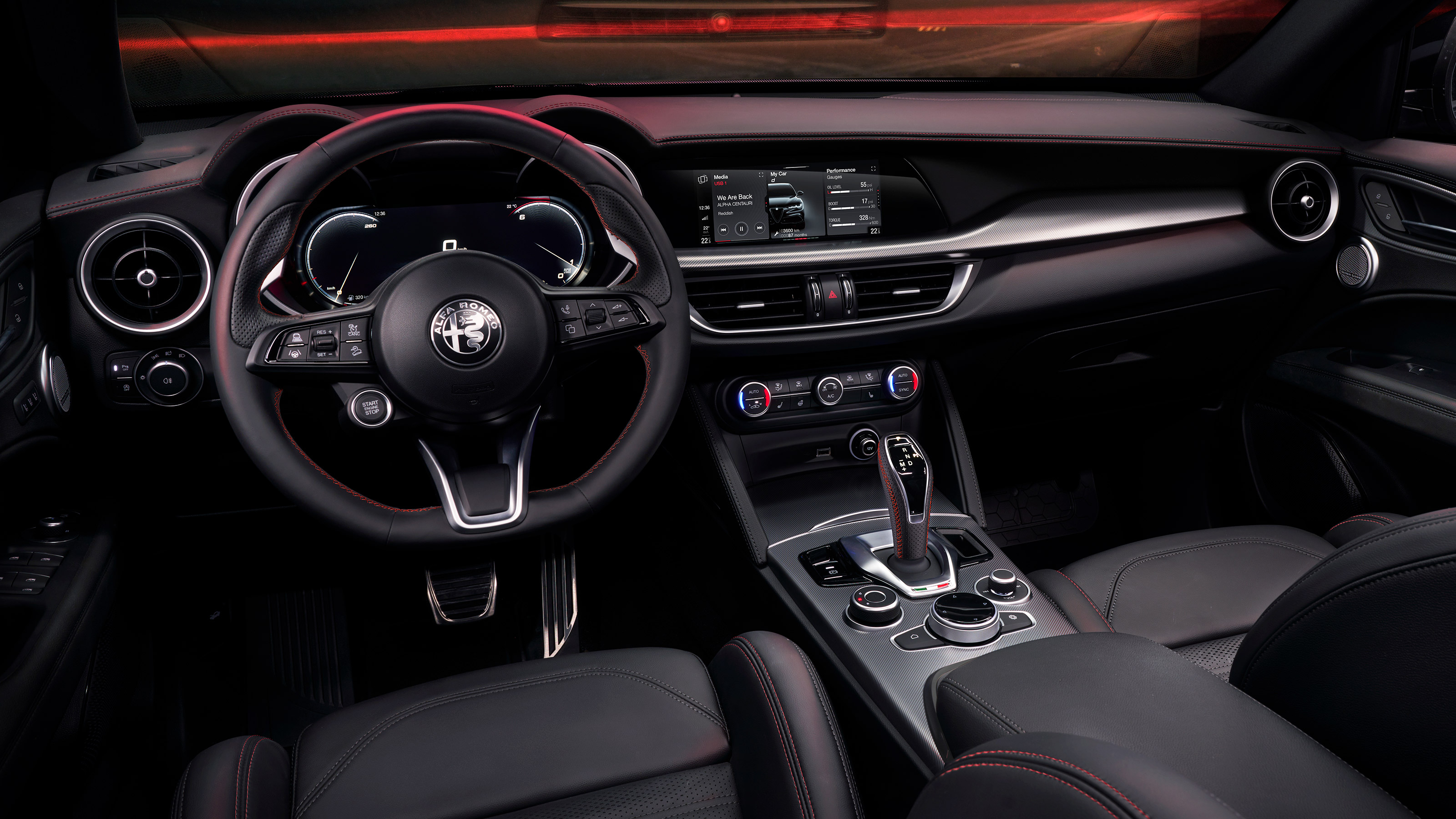 2023 Alfa Romeo Stelvio - interior