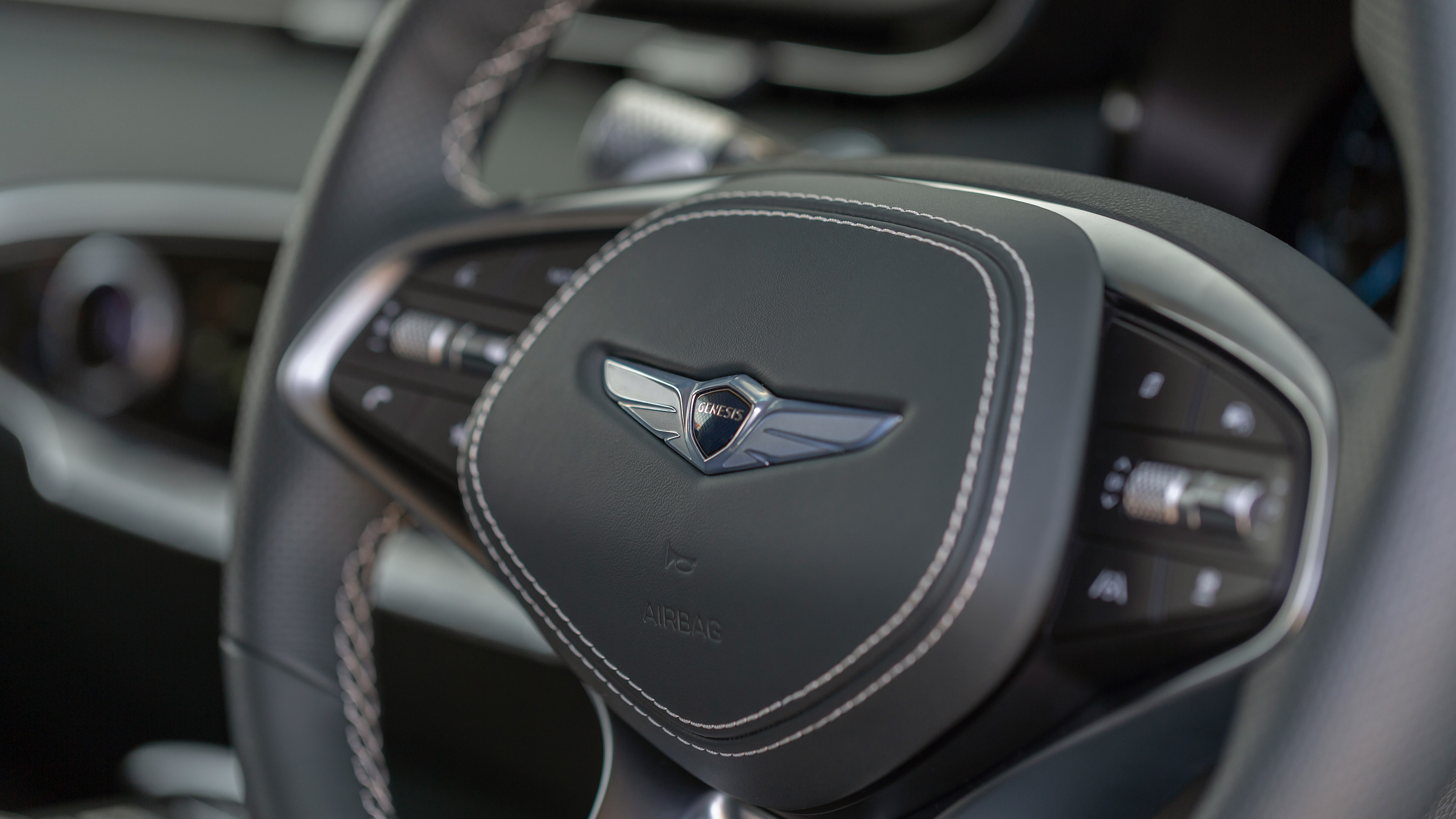 2022 Genesis Electrified GV70 - steering wheel