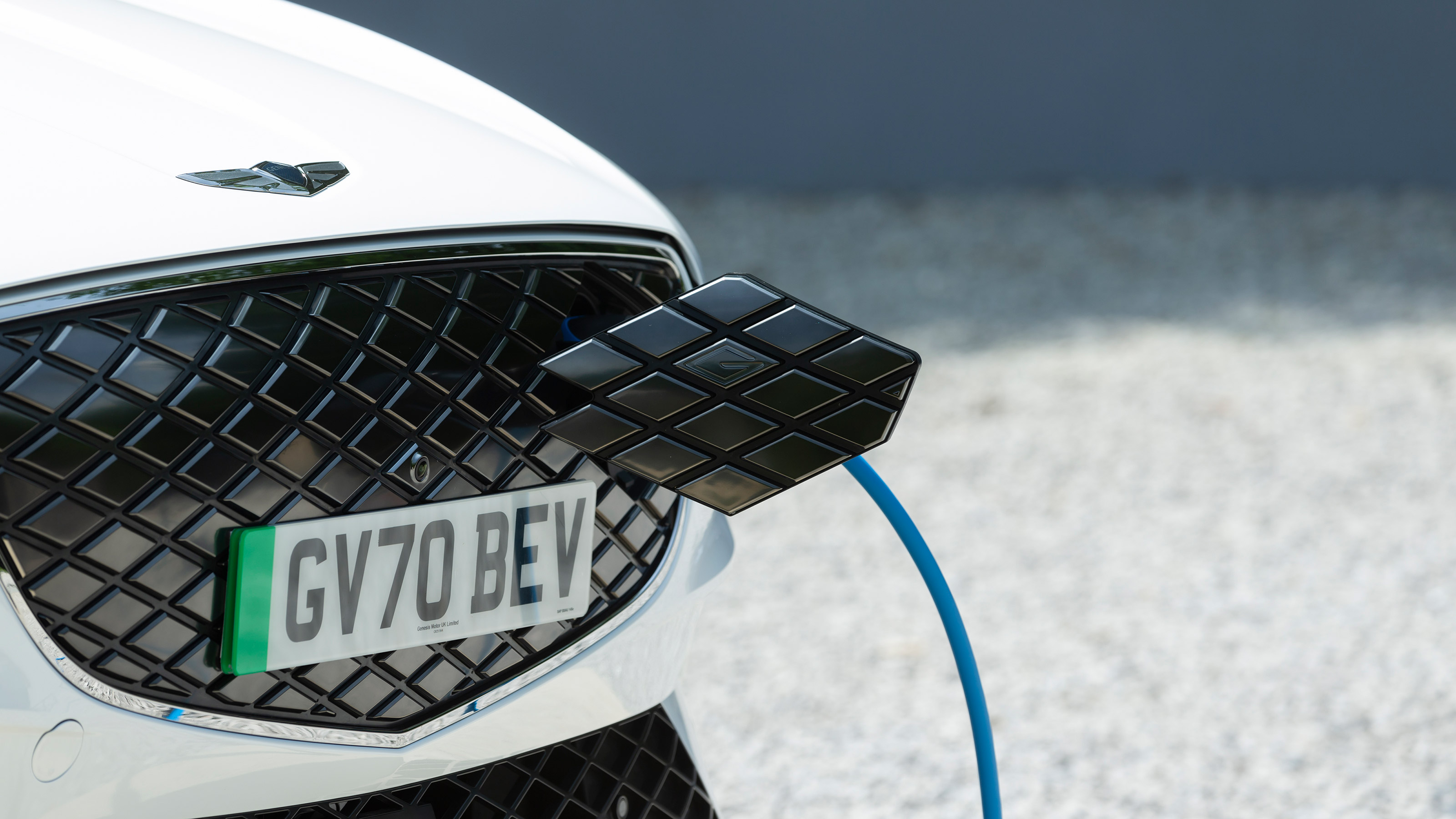 2022 Genesis Electrified GV70 - charging