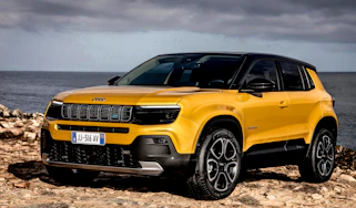 Jeep Avenger - front 1